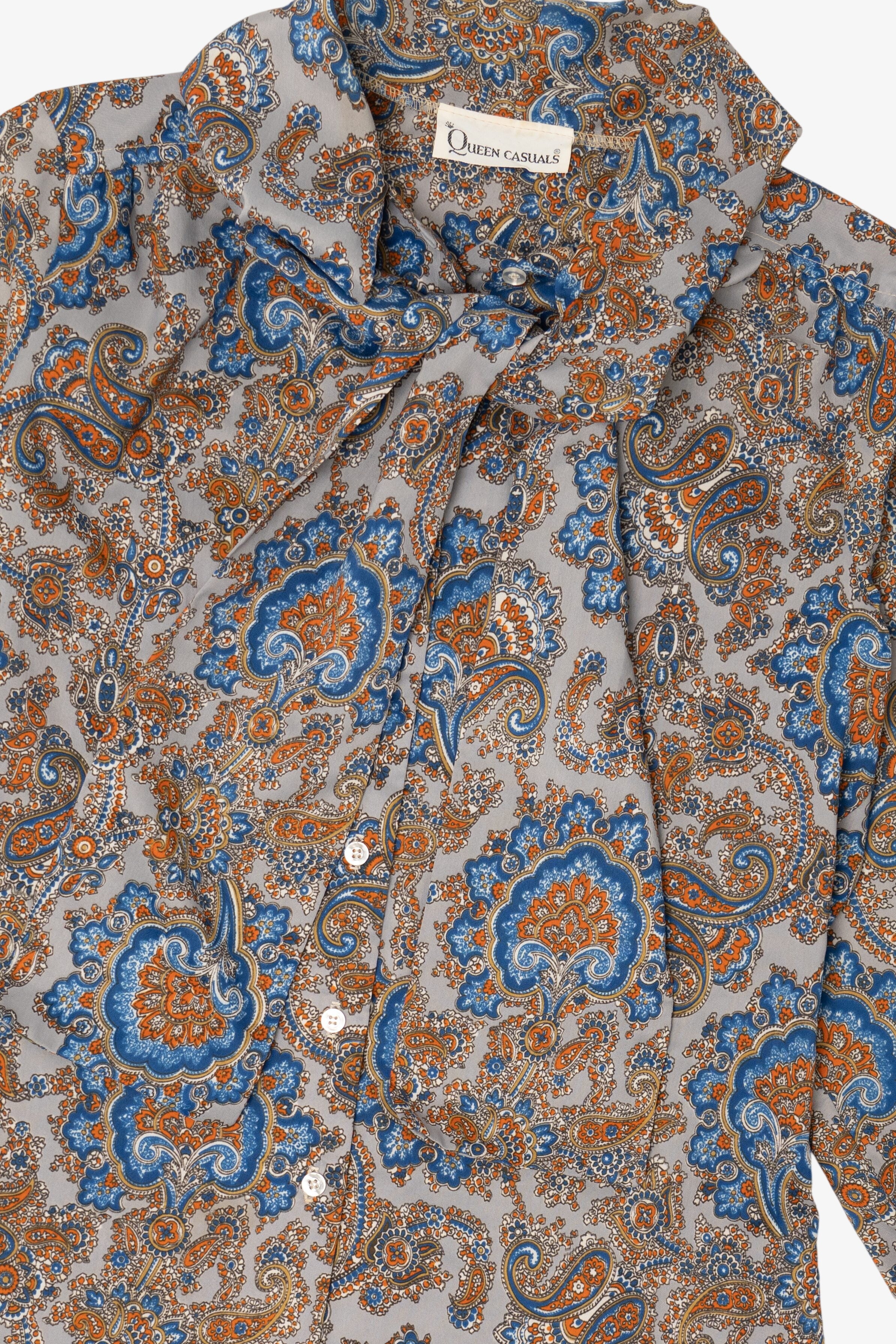 Vintage Queen Casuals Paisley Pattern Pussycat Bow Blouse (1970s)