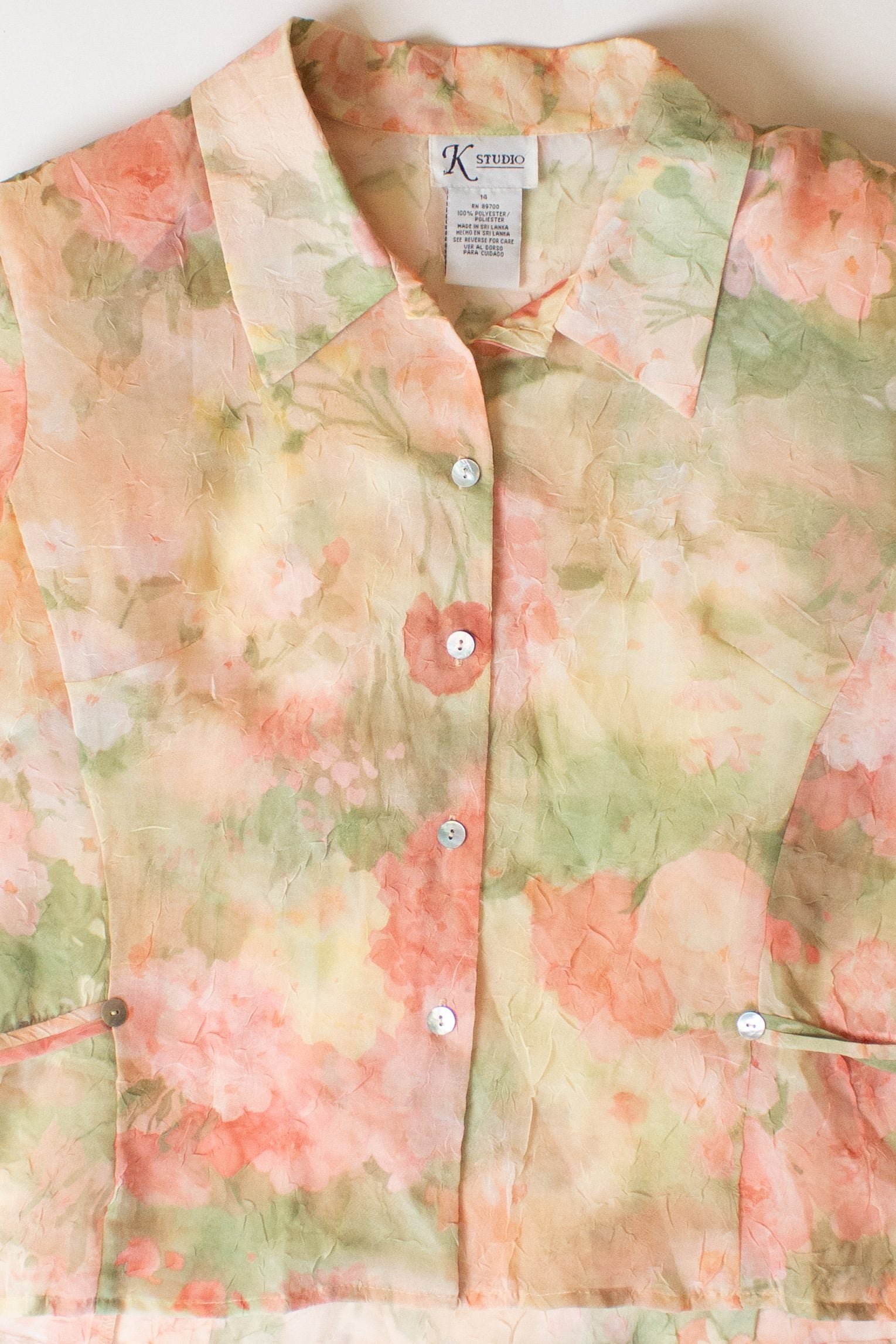 Vintage Peach Floral Button Up Blouse (1990s)