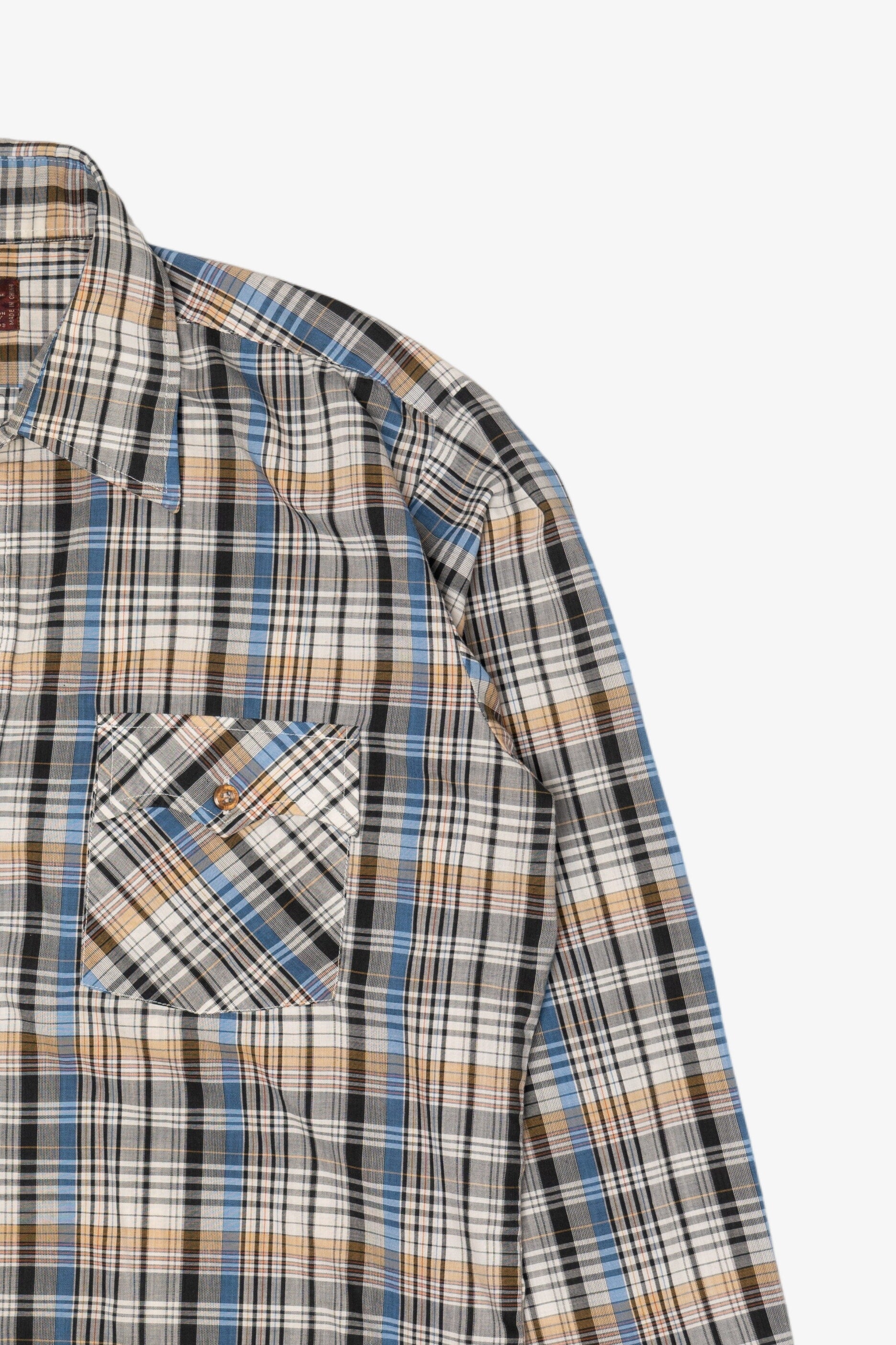 Vintage Kingsport Plaid Button Up Shirt (1980s)