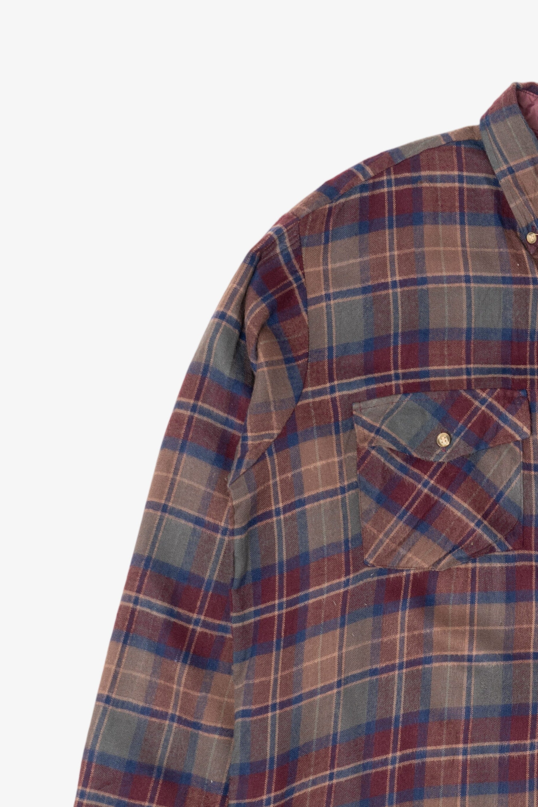 Vintage Van Heusen Plaid Winterweights Button Up Flannel Shirt (1990s)