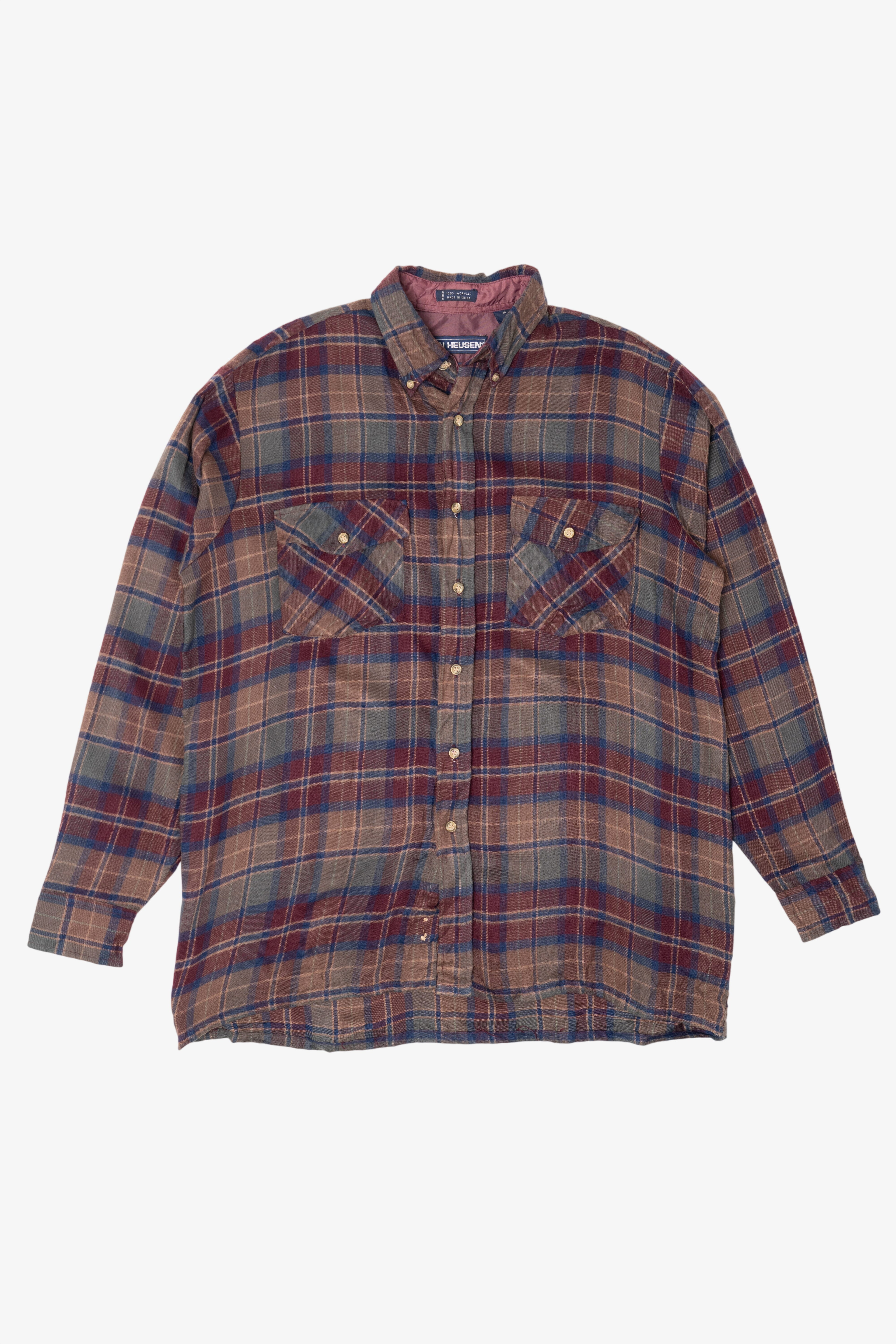 Vintage Van Heusen Plaid Winterweights Button Up Flannel Shirt (1990s)