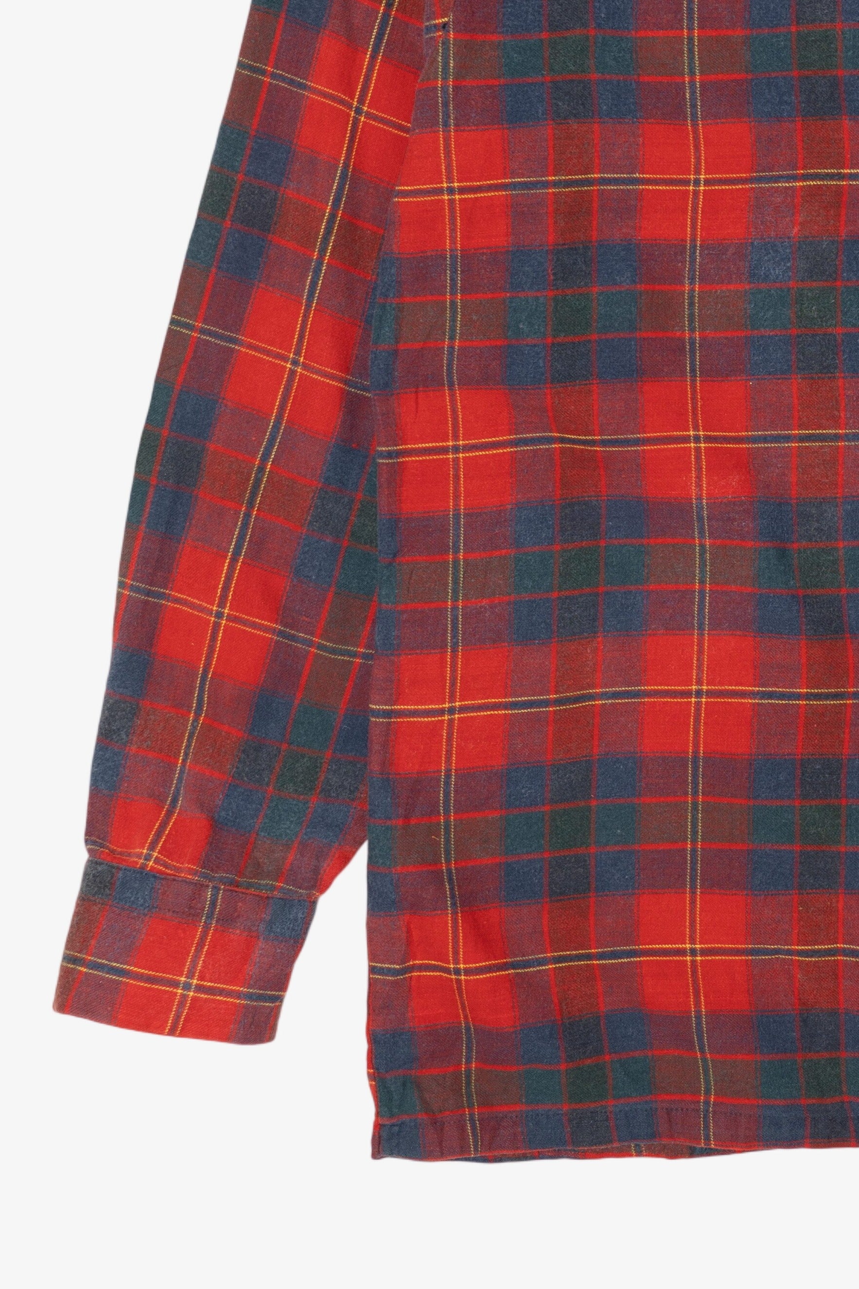 Vintage Red Plaid Amcrest Permanent Press Flannel Button Up Shirt (1960s)