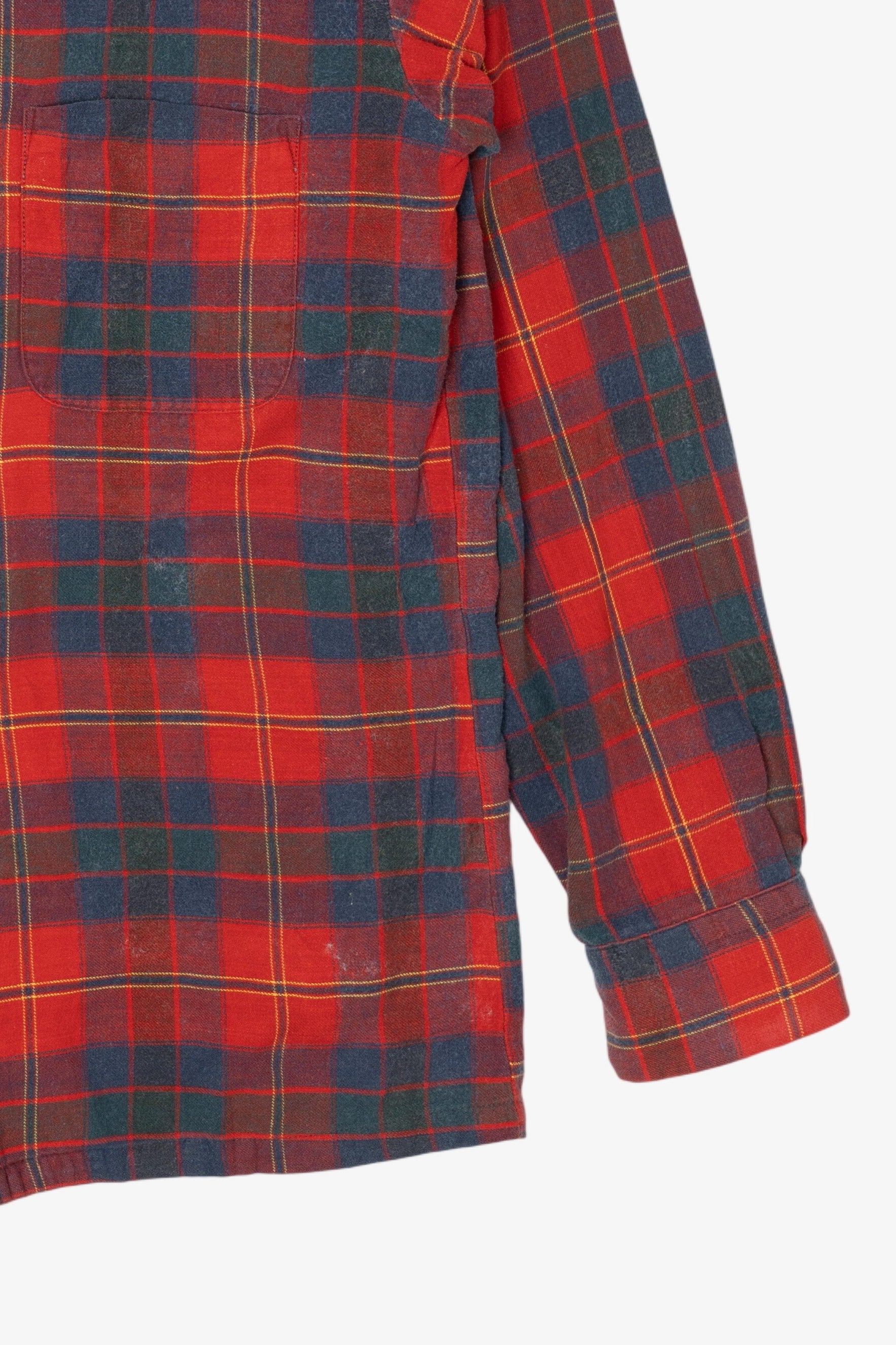 Vintage Red Plaid Amcrest Permanent Press Flannel Button Up Shirt (1960s)