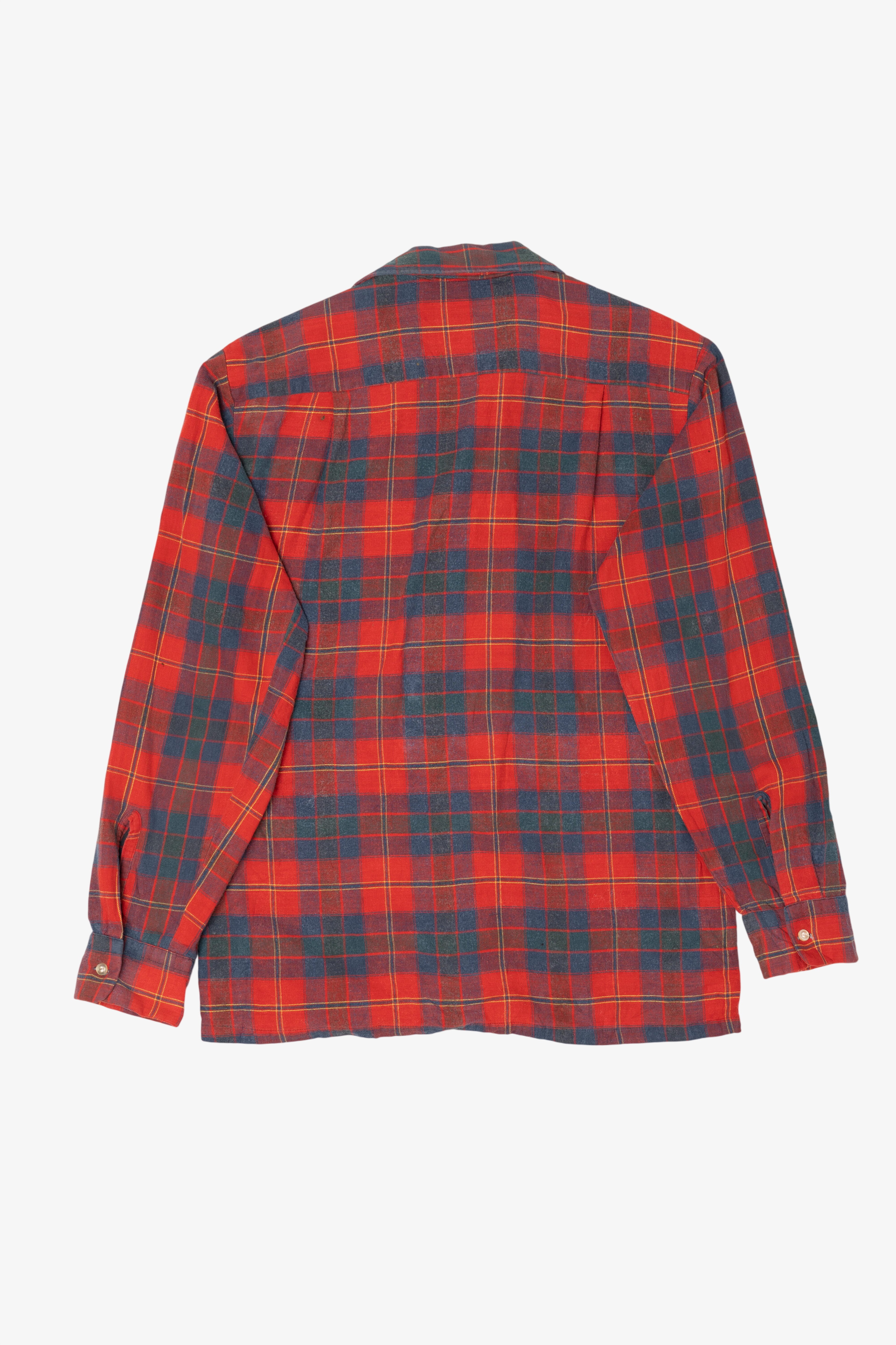 Vintage Red Plaid Amcrest Permanent Press Flannel Button Up Shirt (1960s)