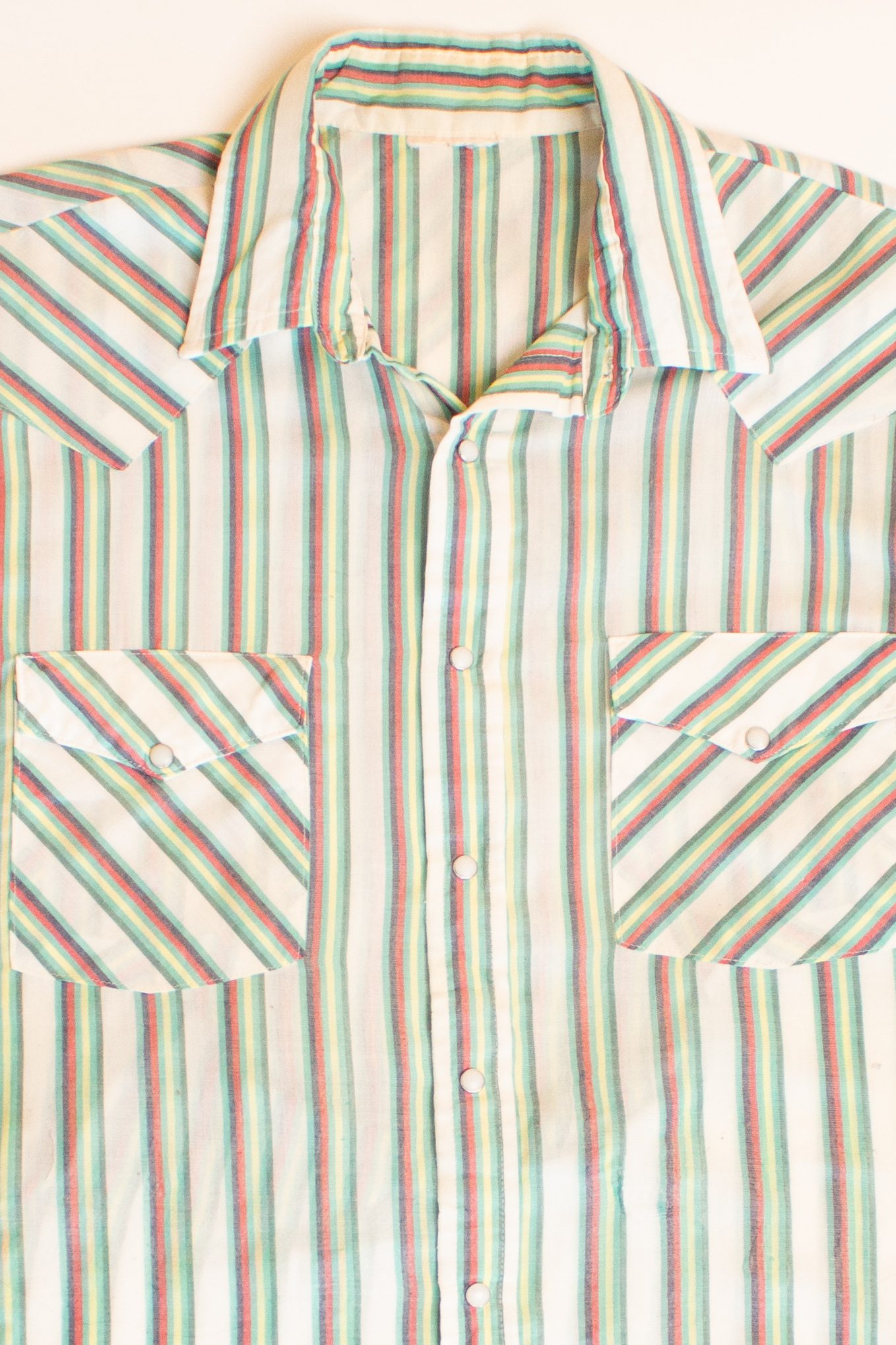 Vintage Distressed Striped Pearl Snap Button Up Shirt (1980s)