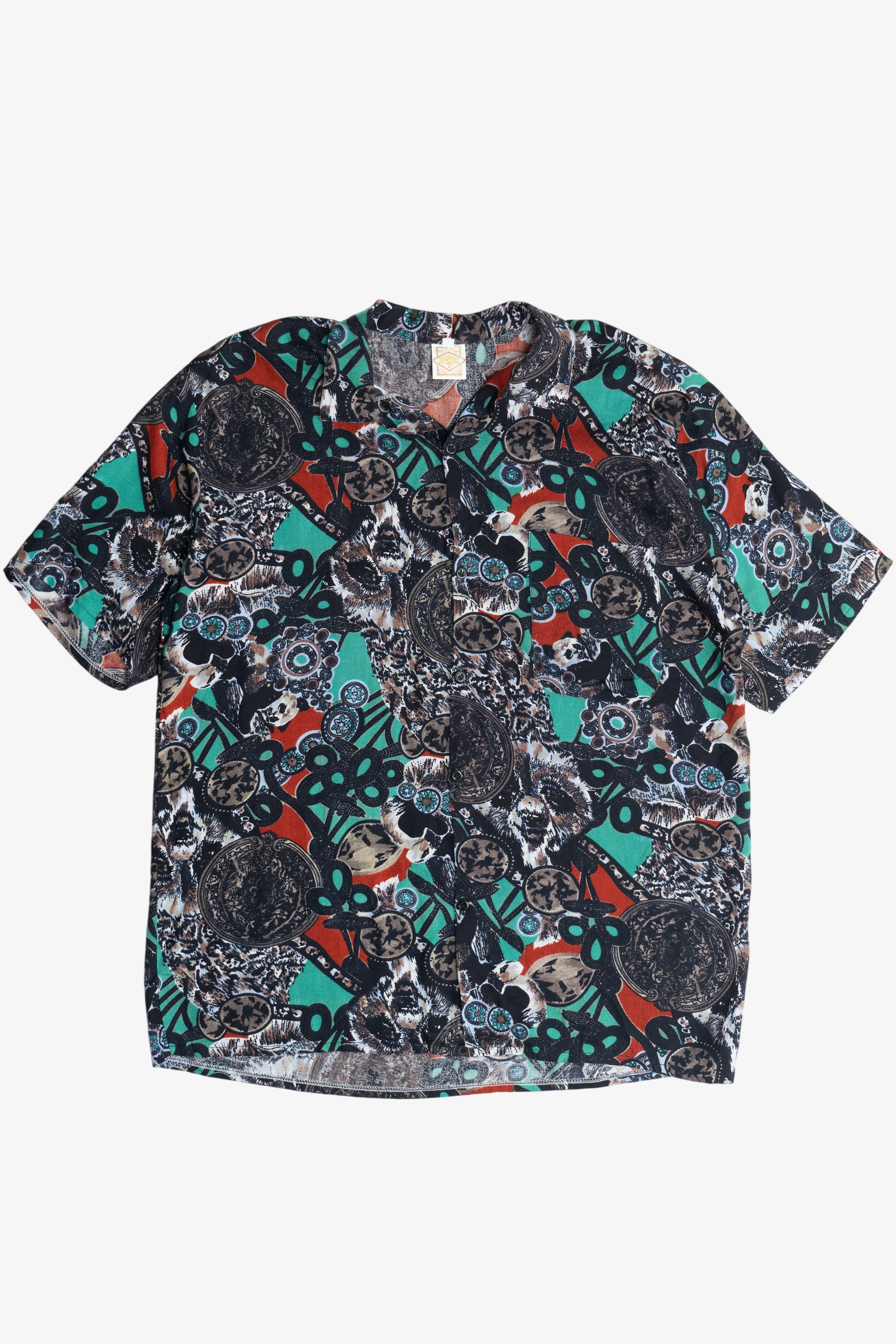 Vintage Animal Medallion Print Loop Collar Button Up Shirt (1990s)