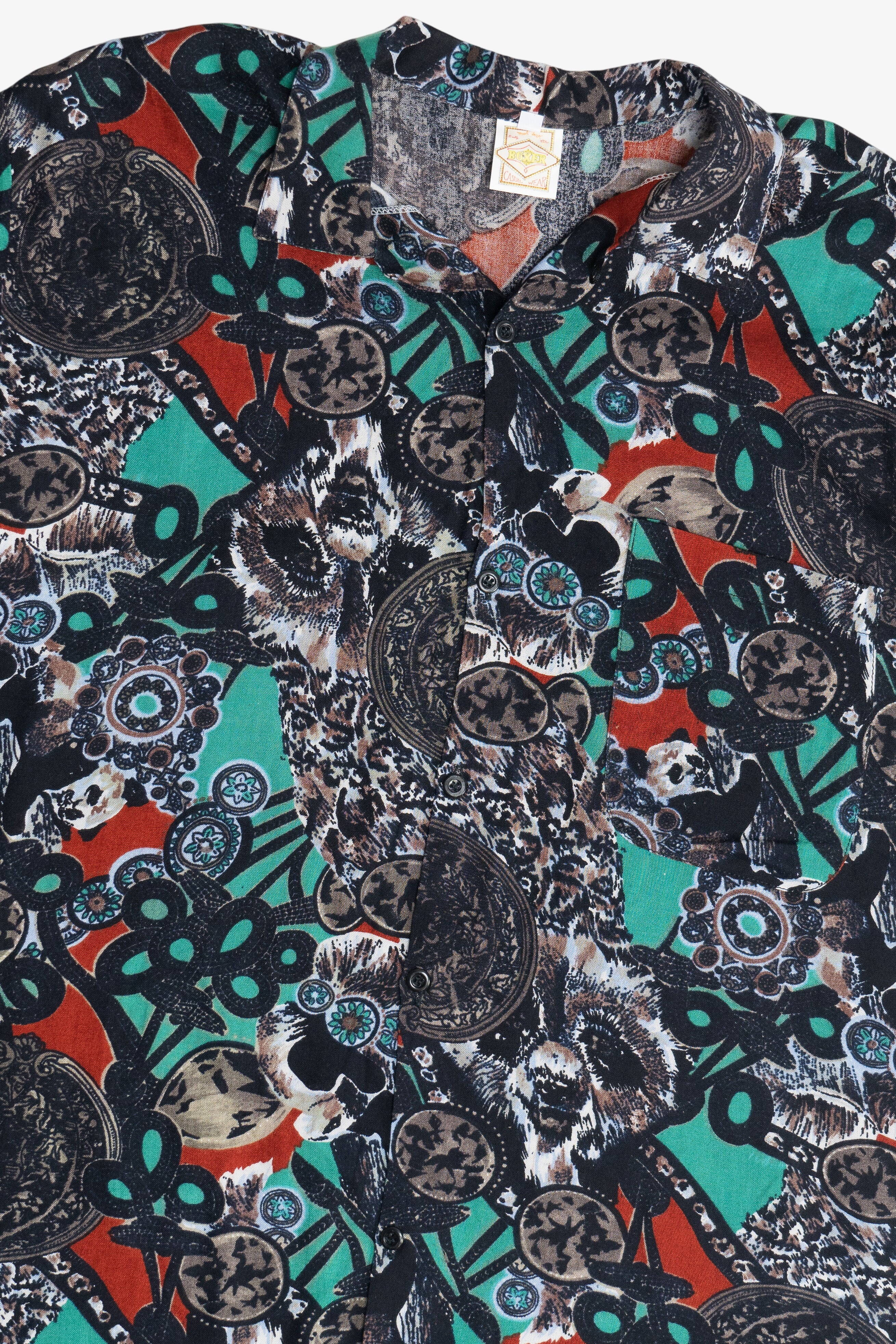 Vintage Animal Medallion Print Loop Collar Button Up Shirt (1990s)