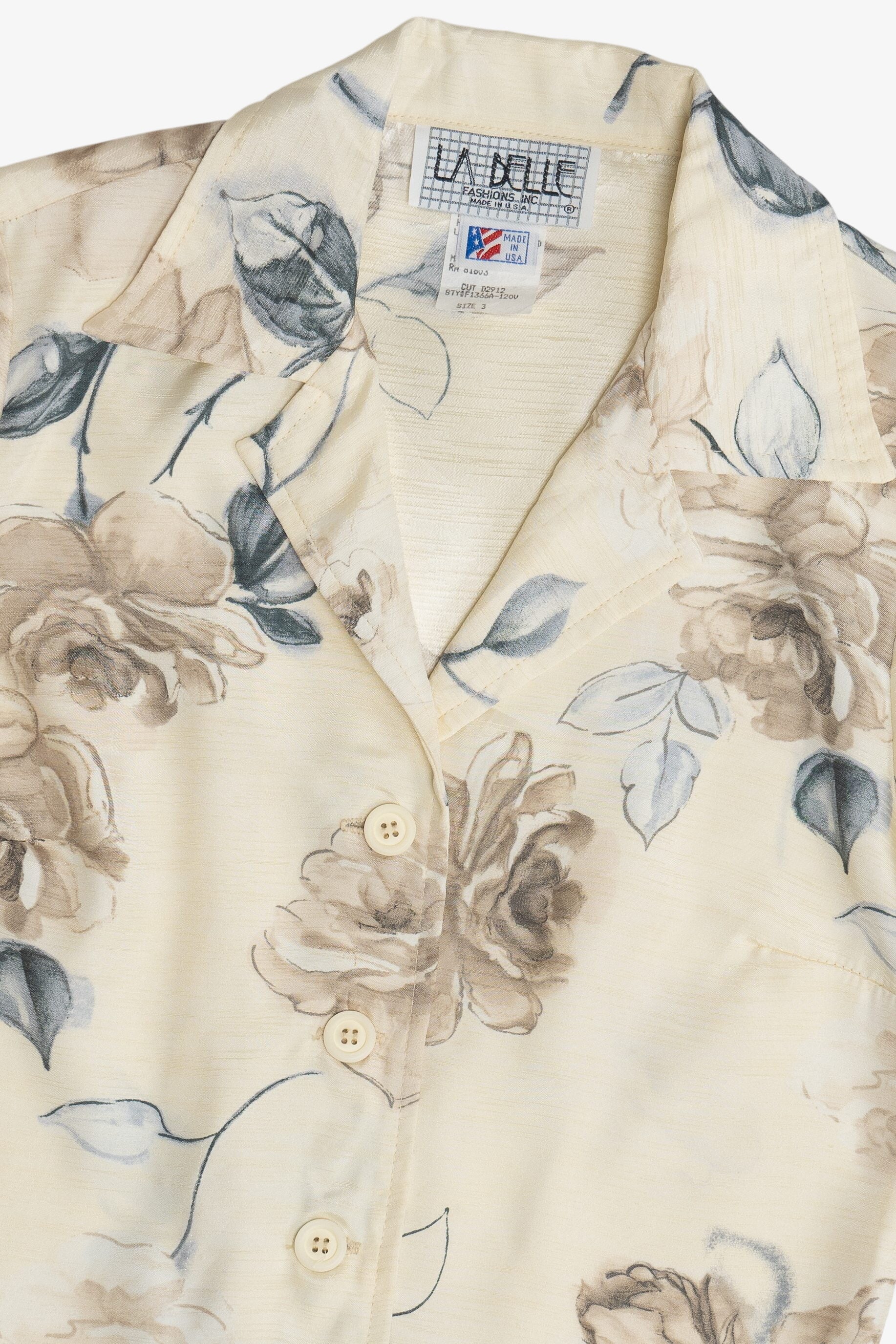 Vintage La Belle 3/4 Sleeve Silky Button Up Shirt (1990s)