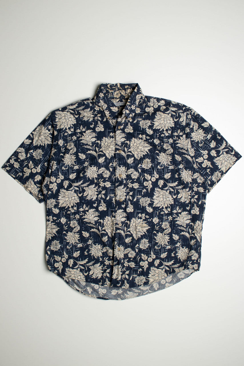 Vintage Crossings Button Up Shirt