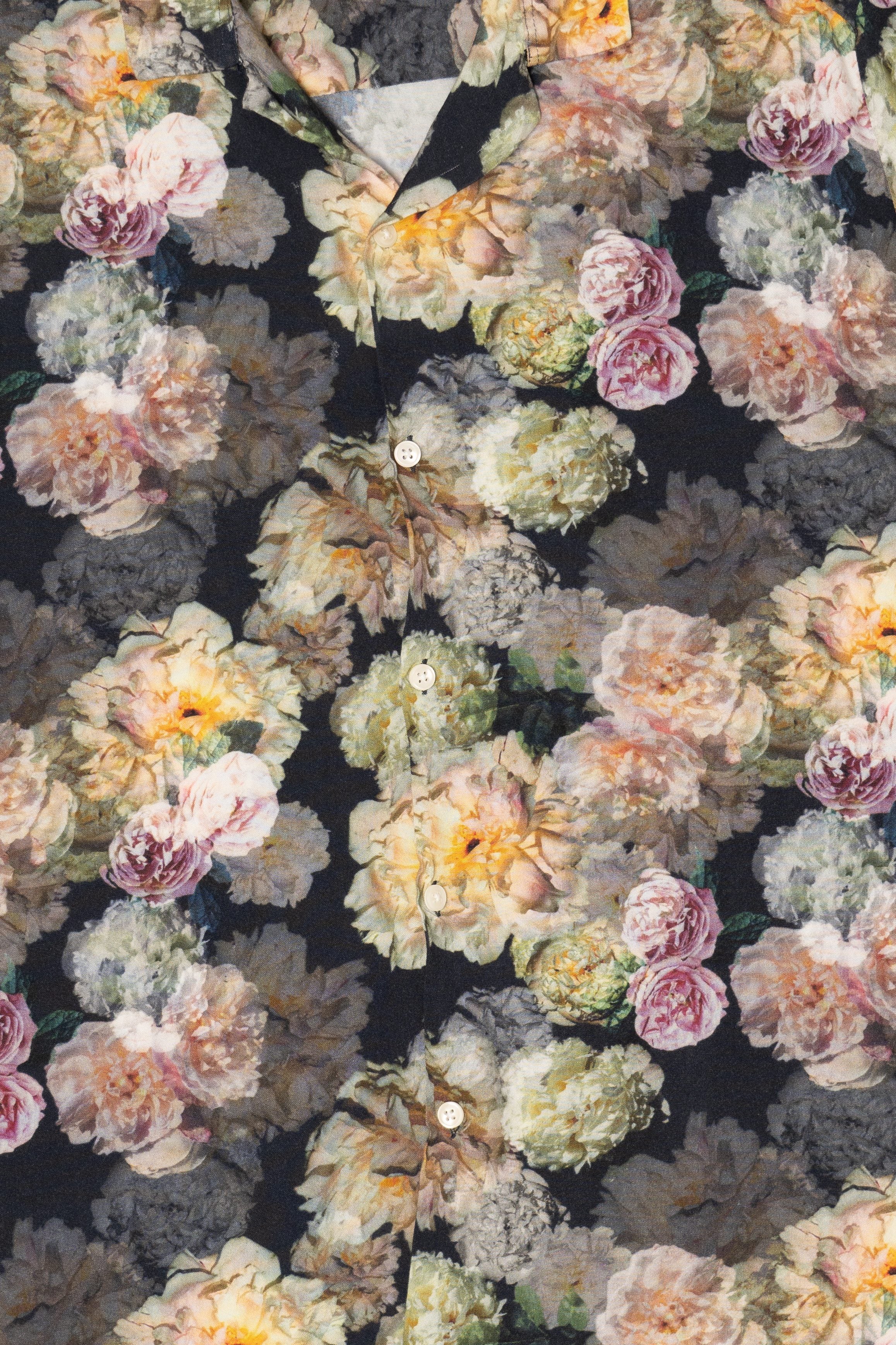 Osos Design Roses Button Up Shirt (2020s)