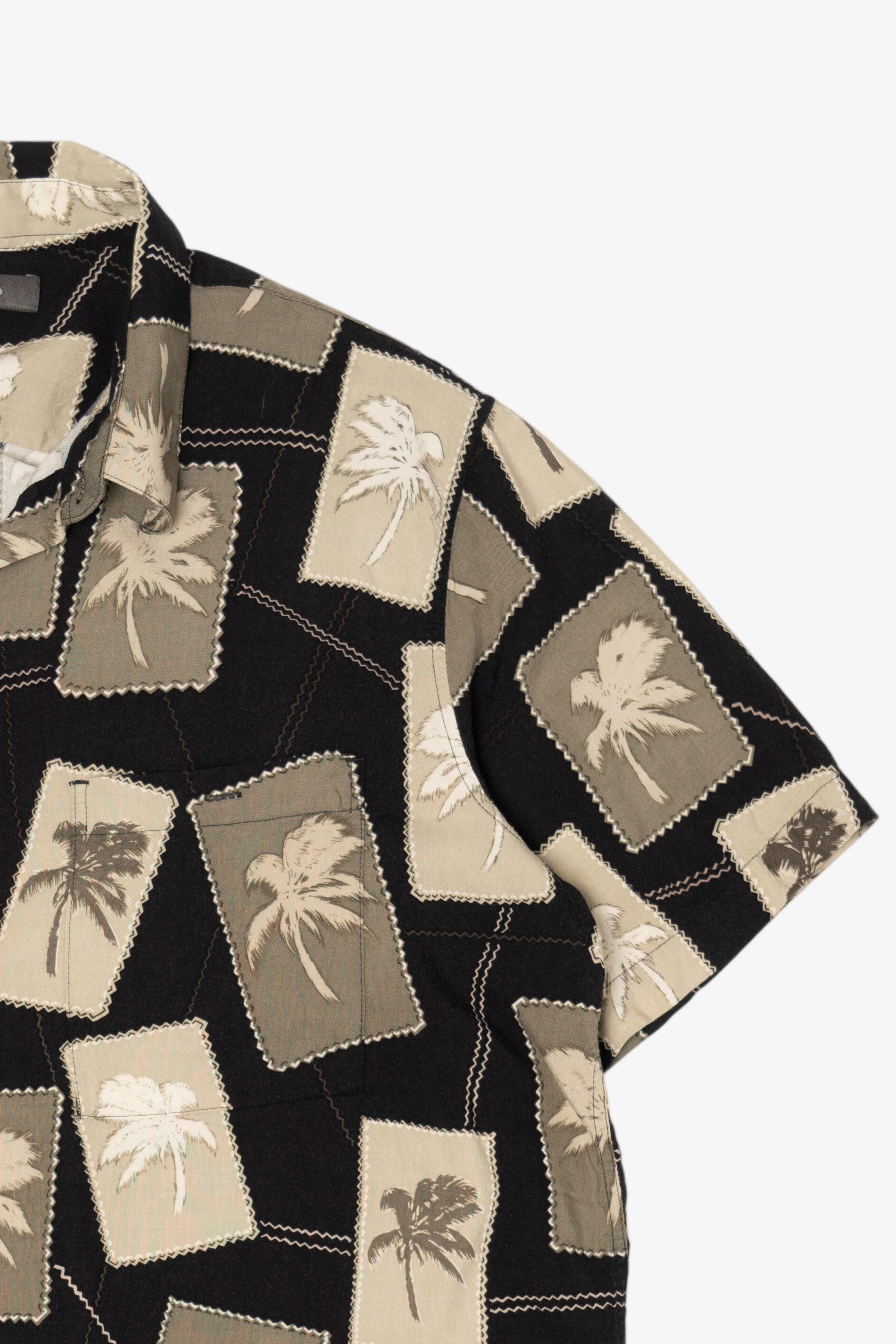 Vintage Croft & Barrow Palm Tree Hawaiian Button Up Shirt (2000s)