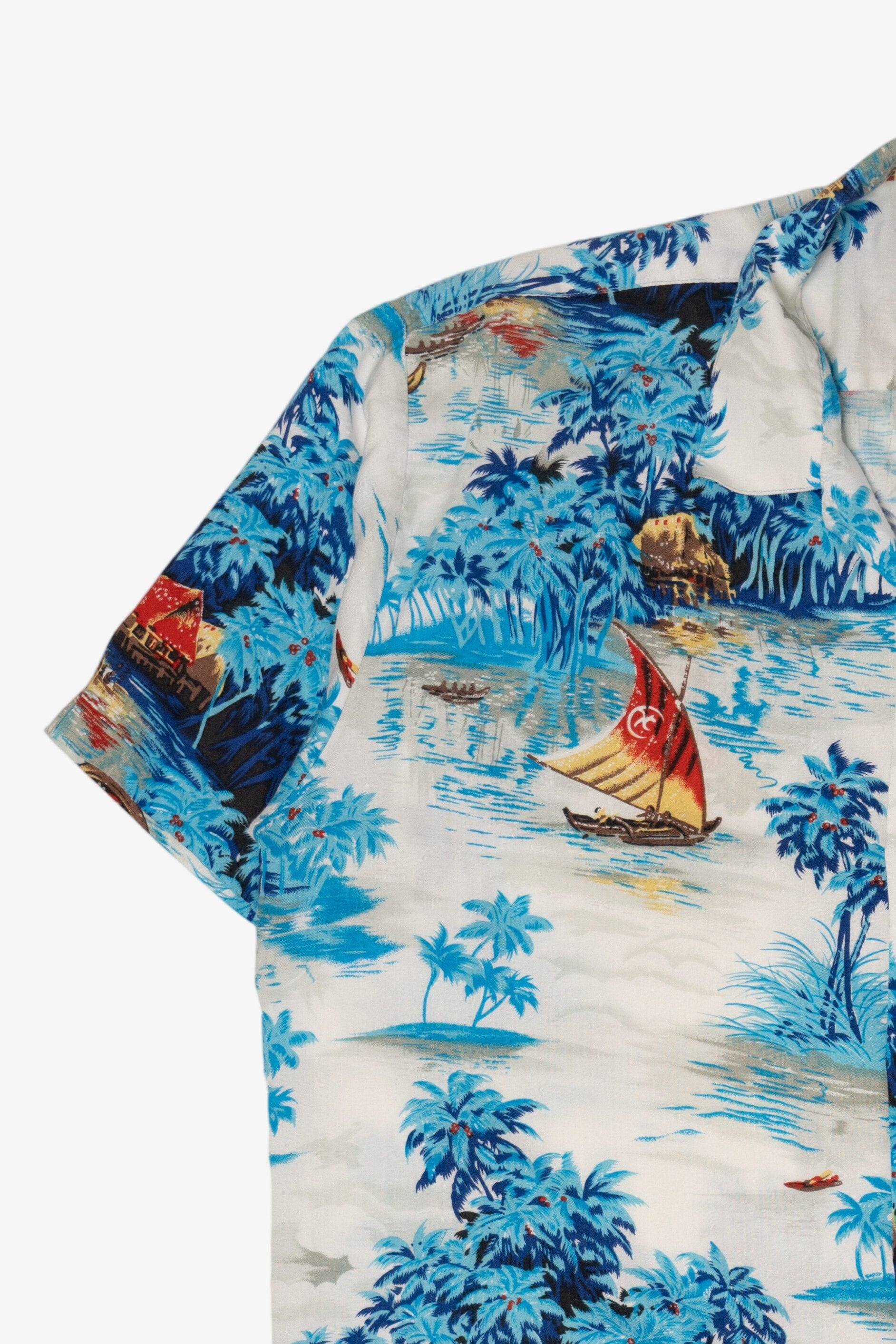Vintage Blue Ocean Current Hawaiian Button Up Shirt (1990s)