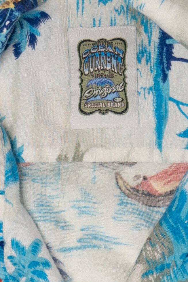 Vintage Blue Ocean Current Hawaiian Button Up Shirt (1990s)