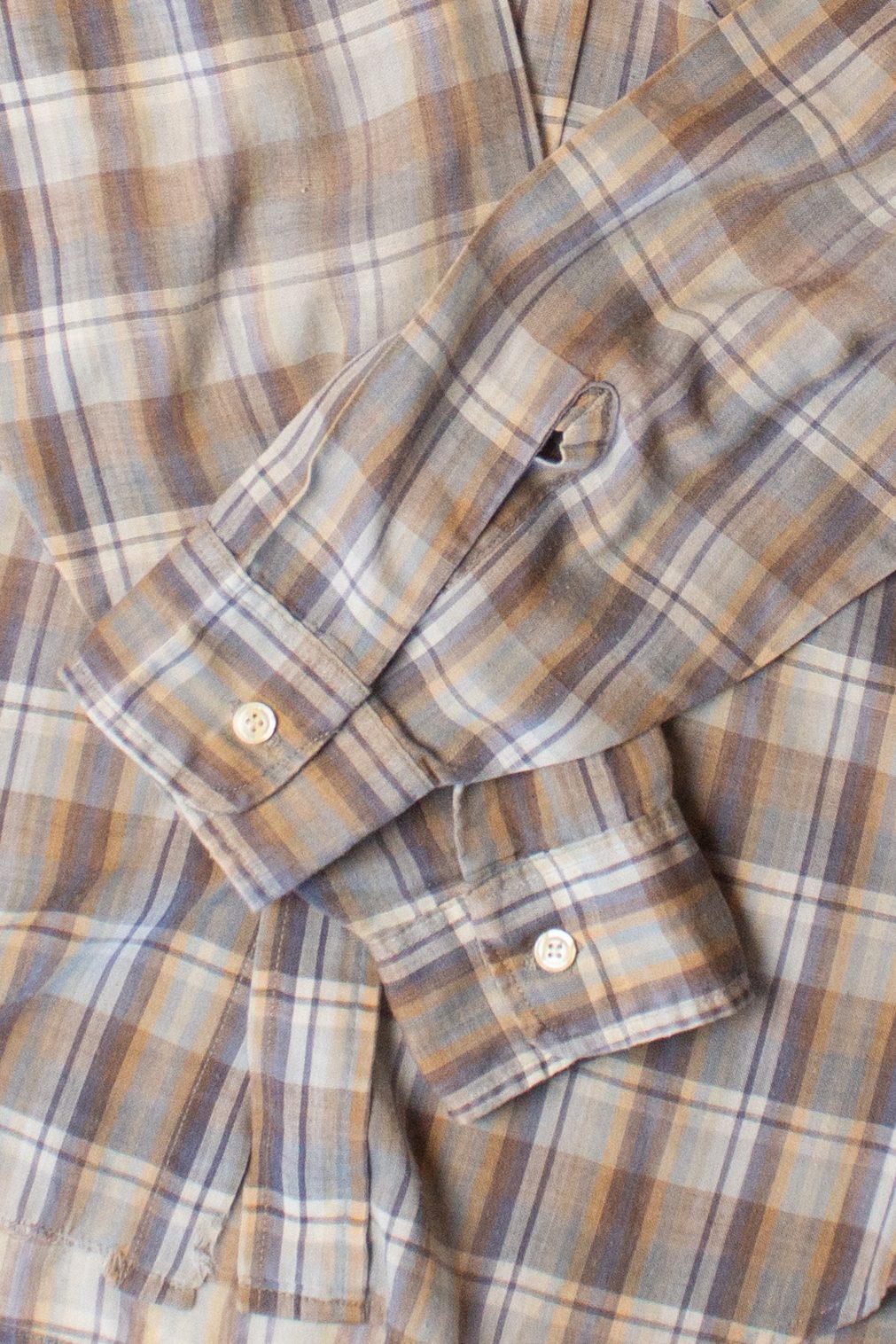 Vintage Plaid Levi's Button Up Shirt (1980s)