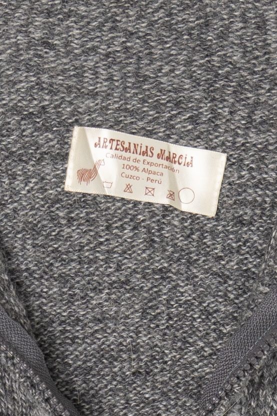 Vintage Gray Artesanias Marcia Hooded Sweater (1990s)