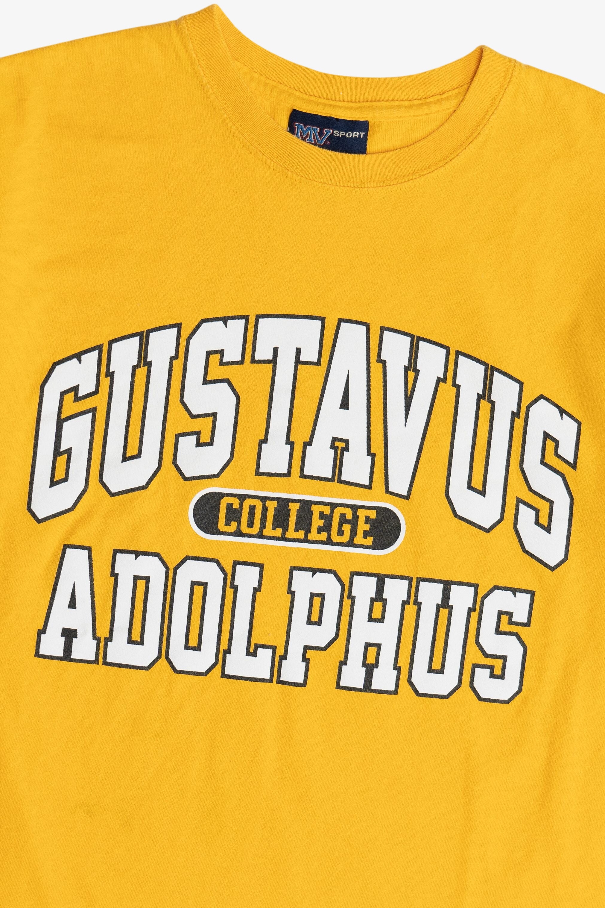 Vintage "Gustavus Adolphus College" MV Sport T-Shirt (2000s)