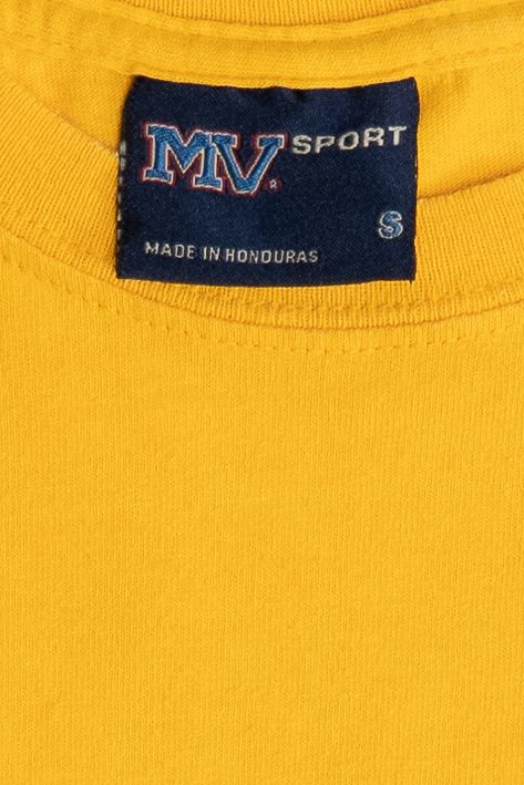Vintage "Gustavus Adolphus College" MV Sport T-Shirt (2000s)