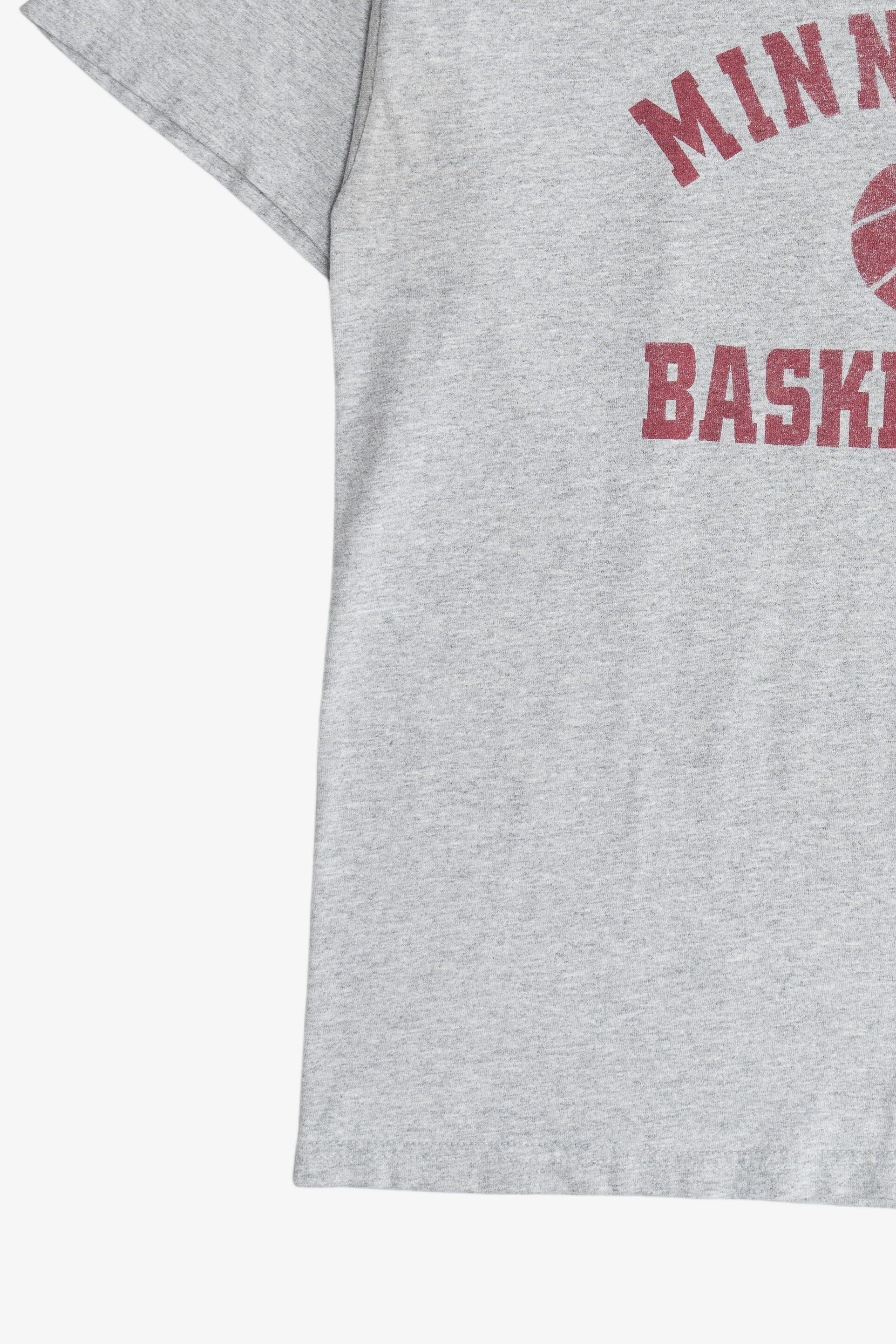 Vintage "Minnesota Basketball" University Of Minnesota College T-Shirt (2000s)