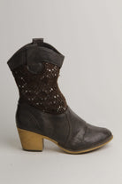 Vanity Size 8 Women's Cowgirl Boots
