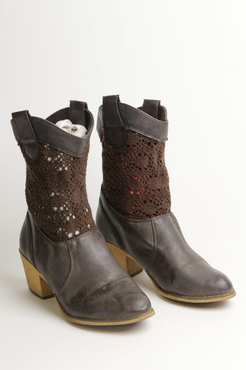 Vanity Size 8 Women's Cowgirl Boots