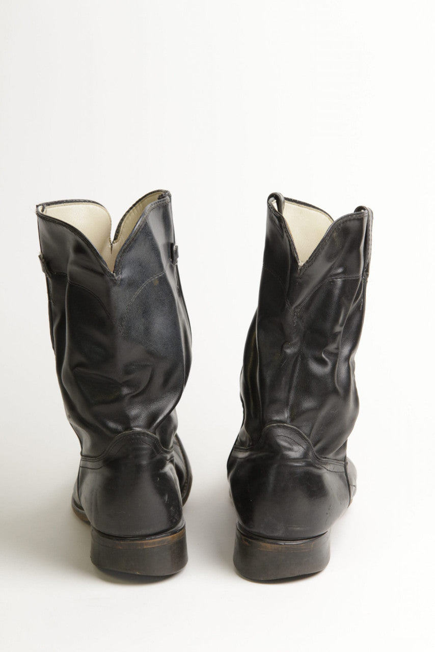 Laredo 9 EE Cowboy Boots