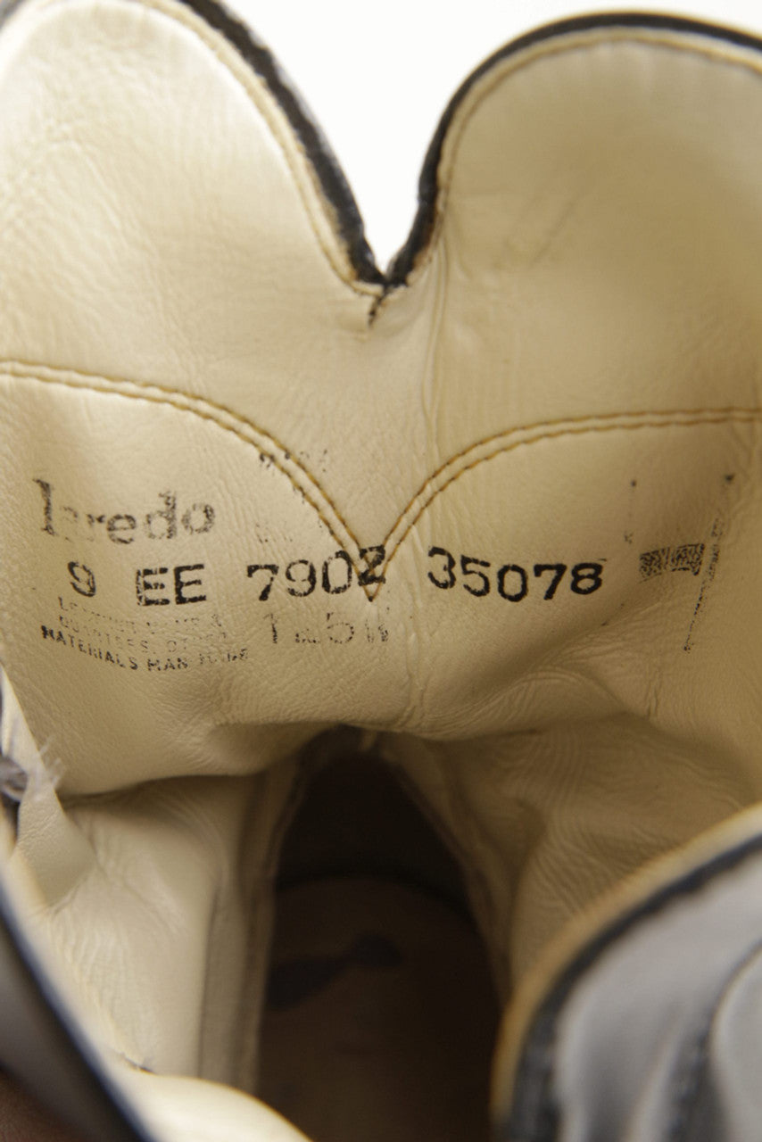 Laredo 9 EE Cowboy Boots