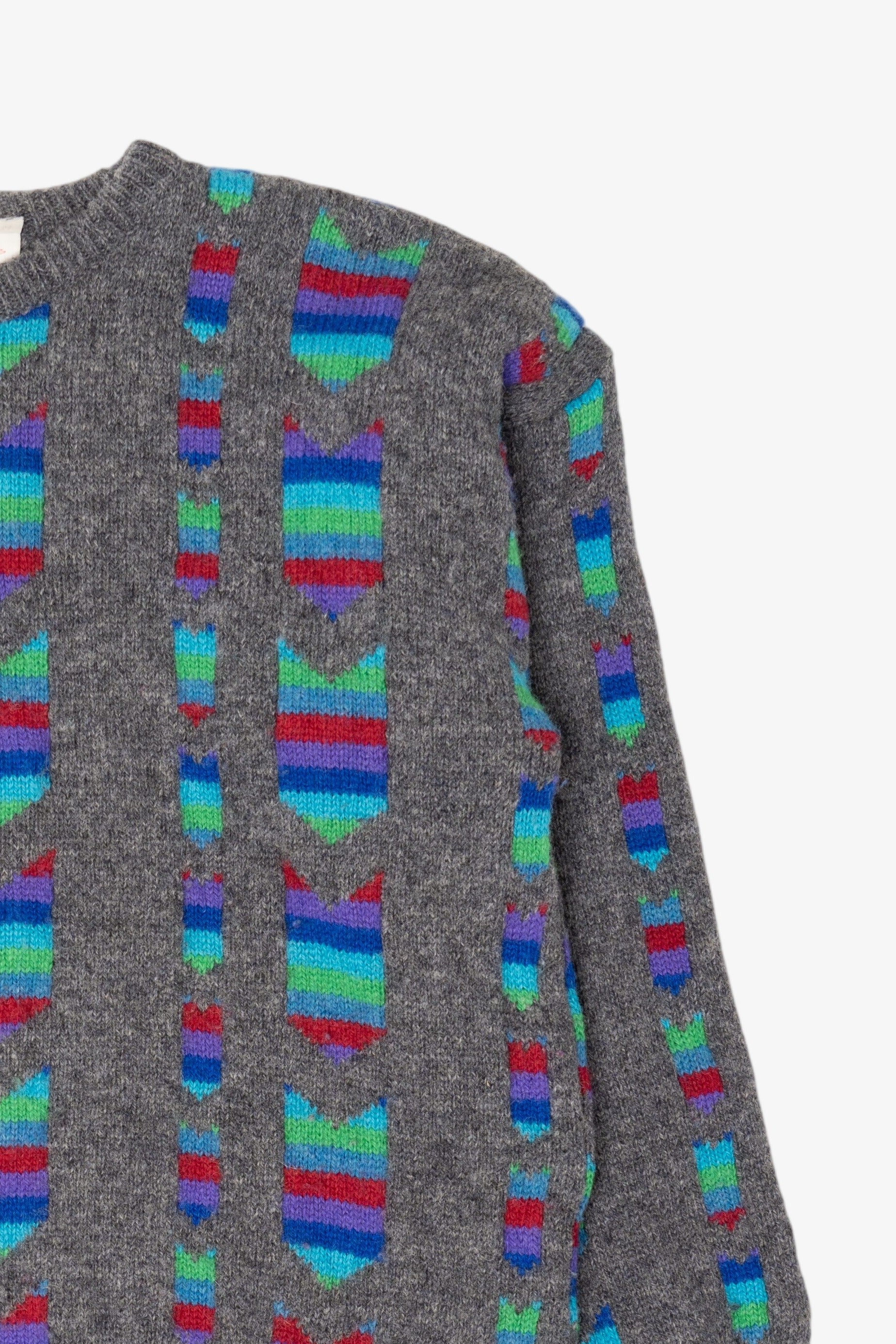 Vintage Gray And Rainbow Pattern ZigZag Sweater (1980s)