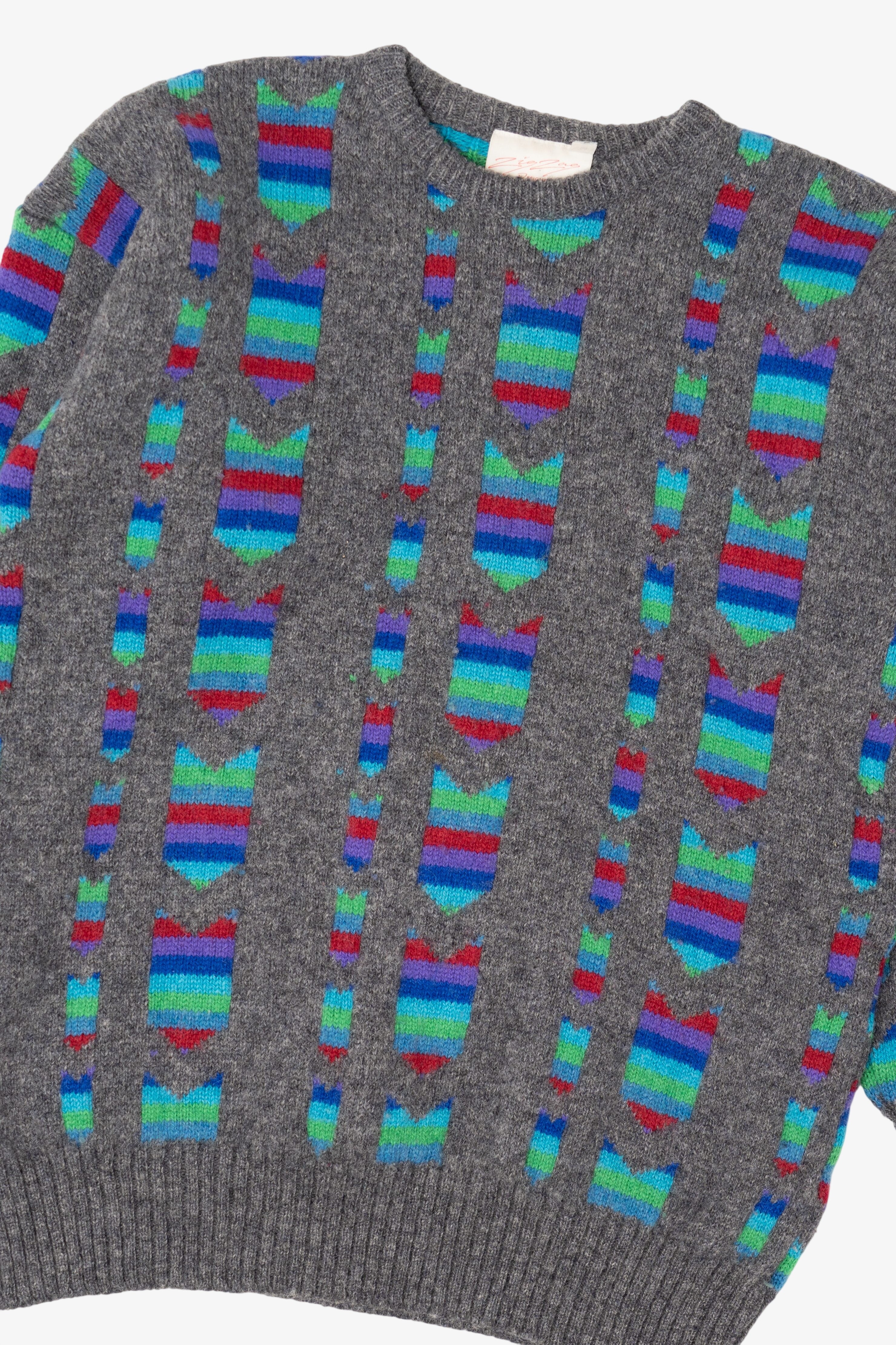 Vintage Gray And Rainbow Pattern ZigZag Sweater (1980s)