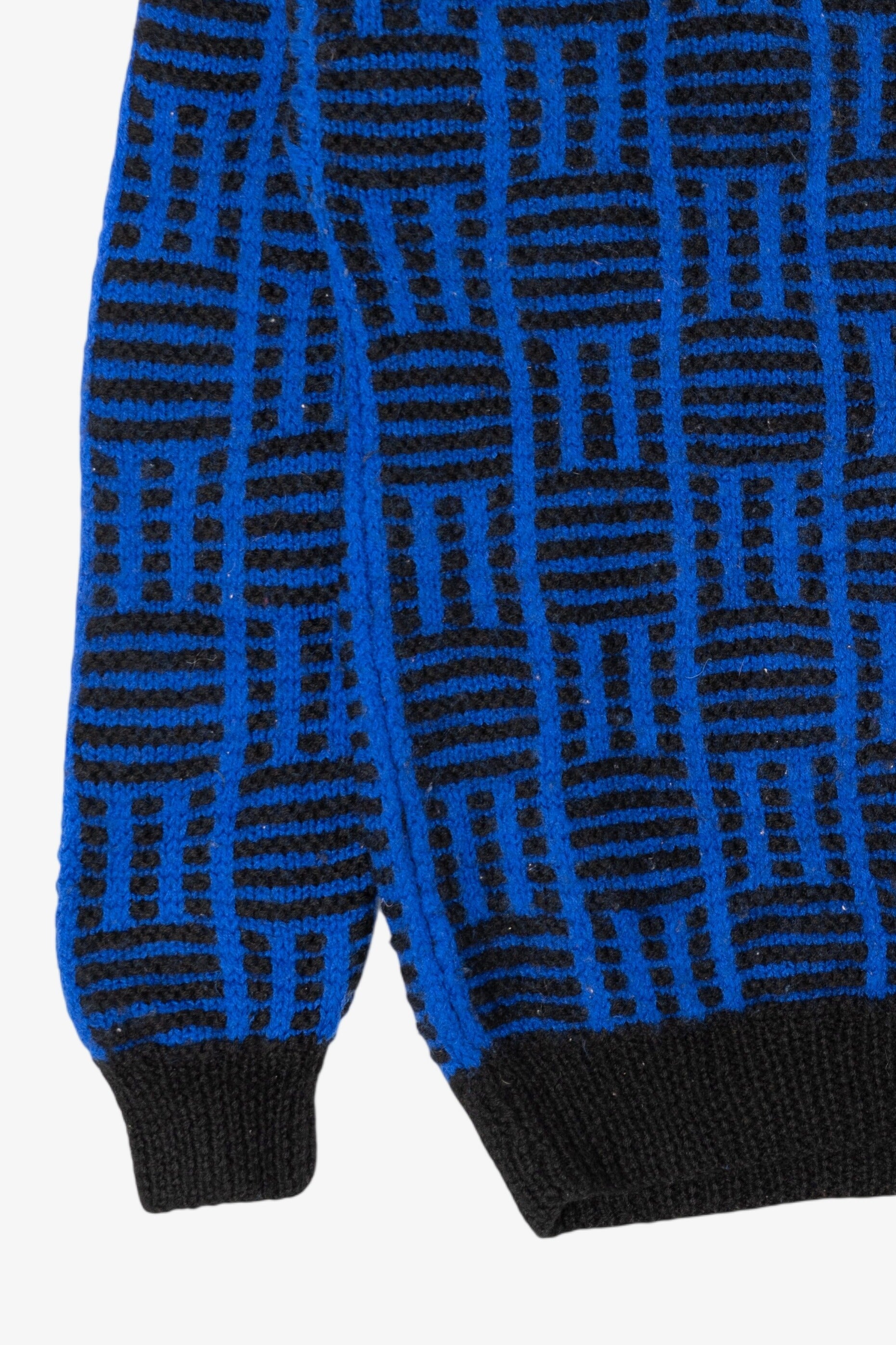 Vintage Hand Knit Blue Mid Town Texture Knit Sweater (1980s)