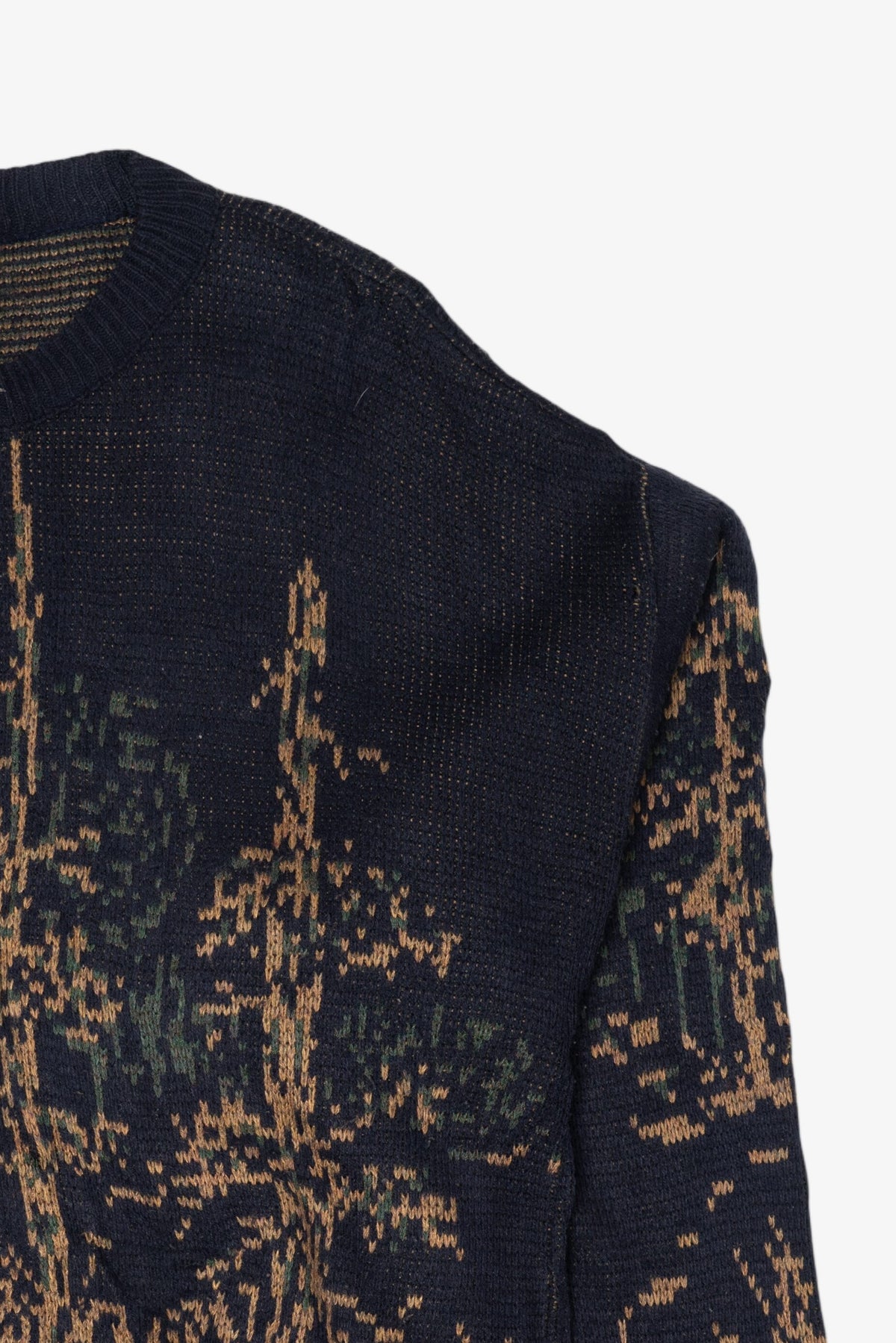 Vintage Embroidered Navy Blue Mallard Ducks Field Sweater (1990s)