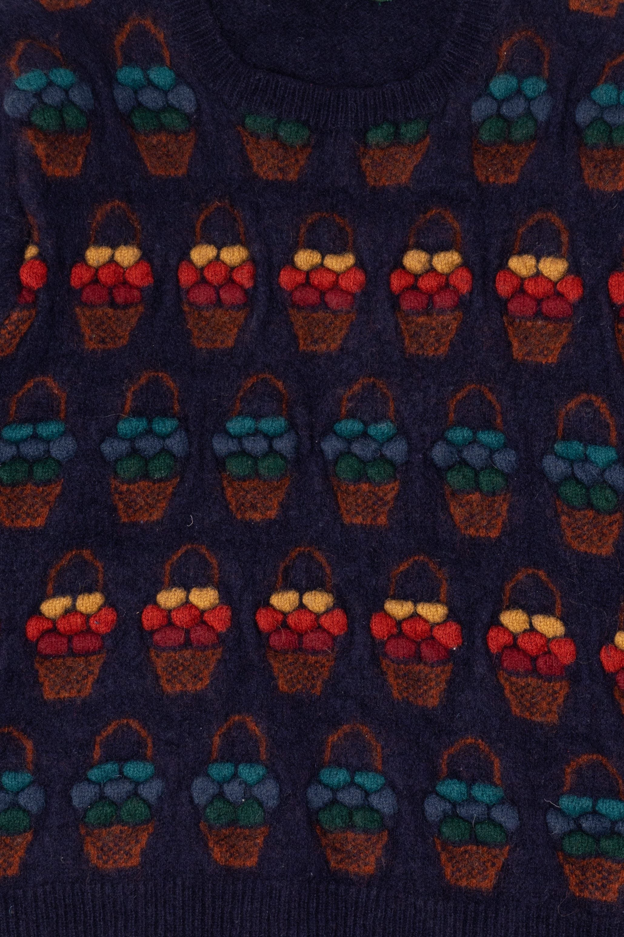 Vintage Jumpers Raised Knit Baskets Sweater (1980s)