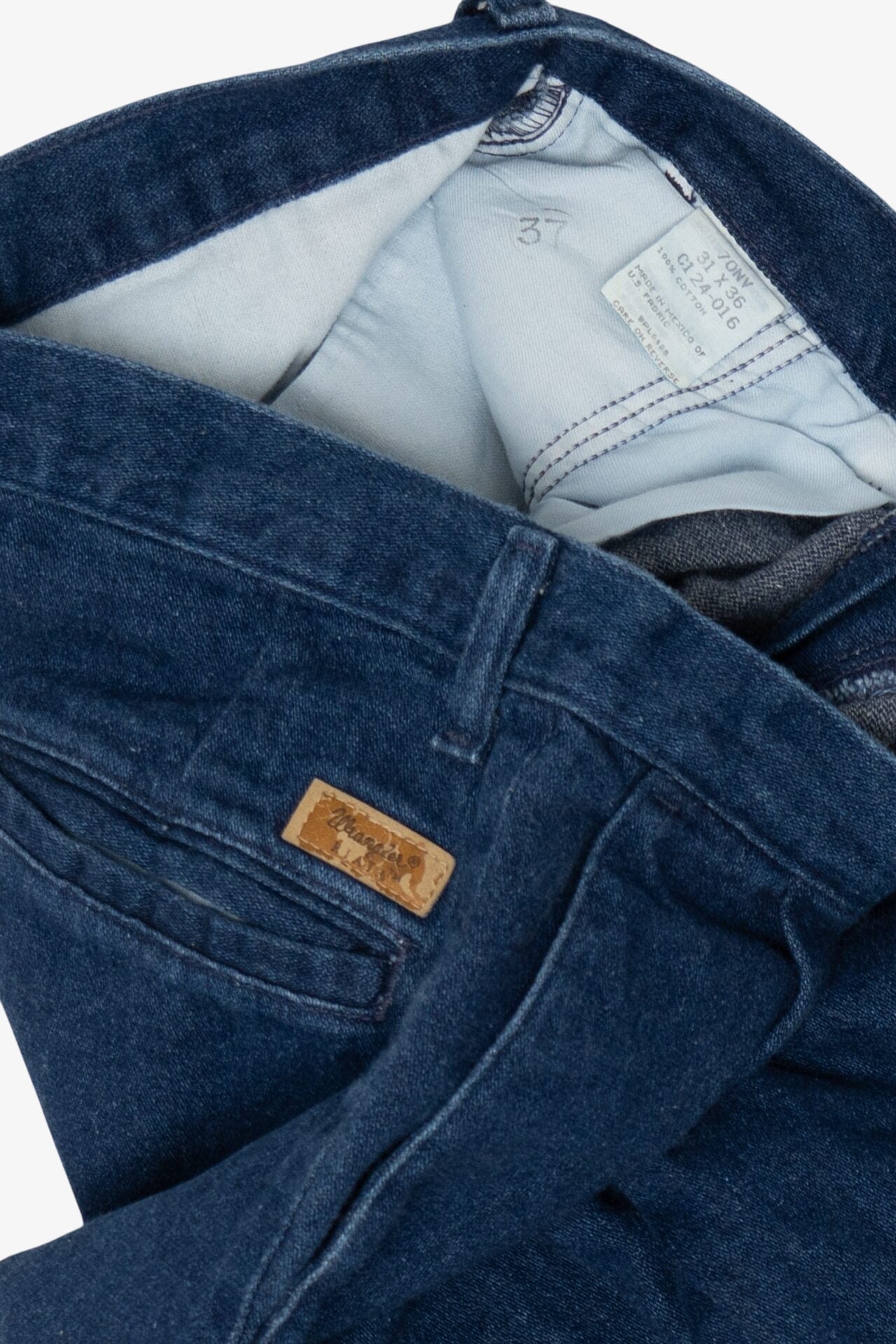 Vintage Navy Blue Wrangler Pants 31x36 (1970s)