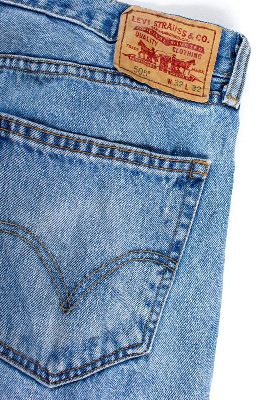Distressed Levi's 505 Jeans (sz. 32 x 32)