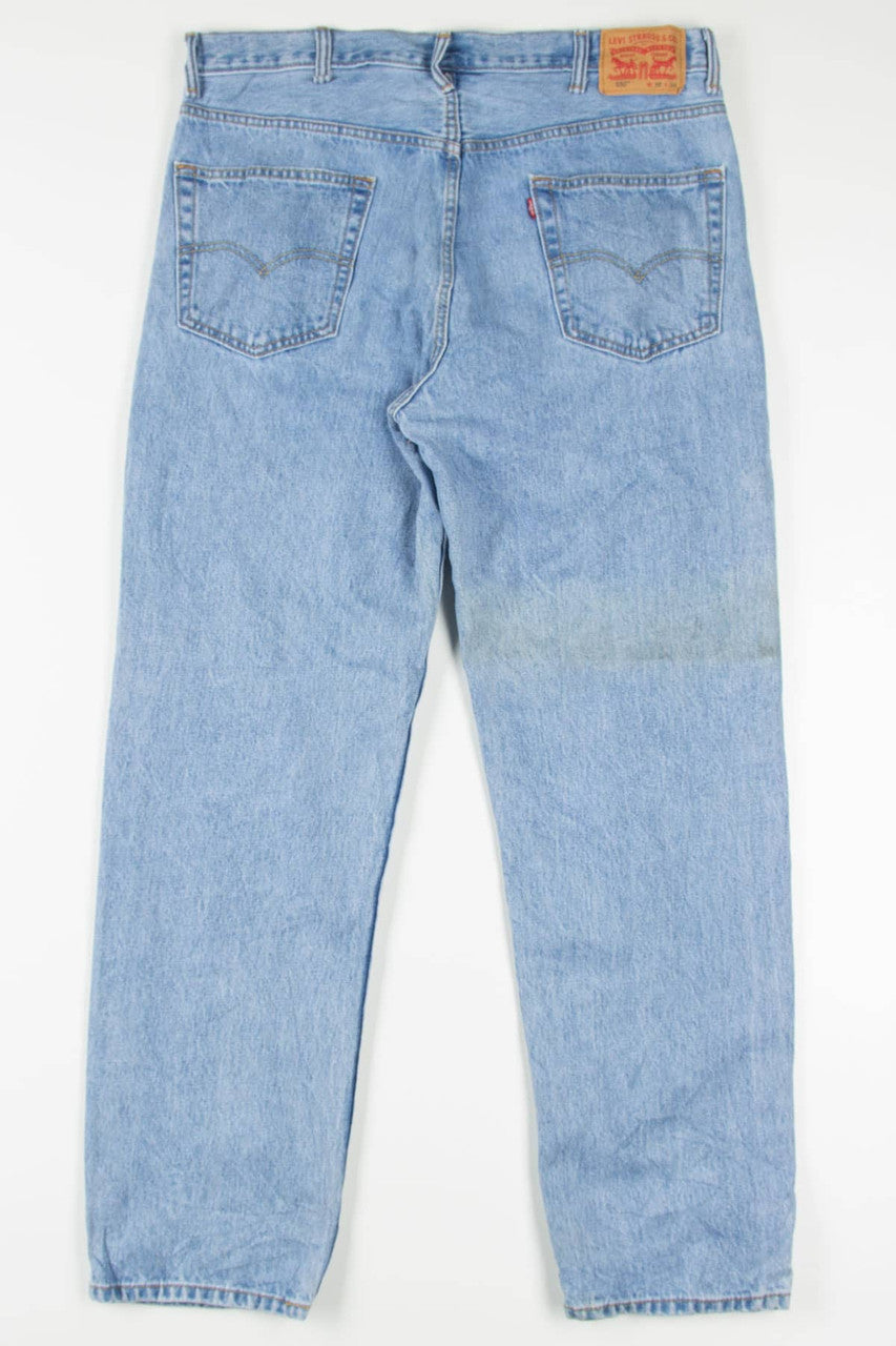 Light Wash Levi's 550 Denim Jeans (sz. W38 L34)