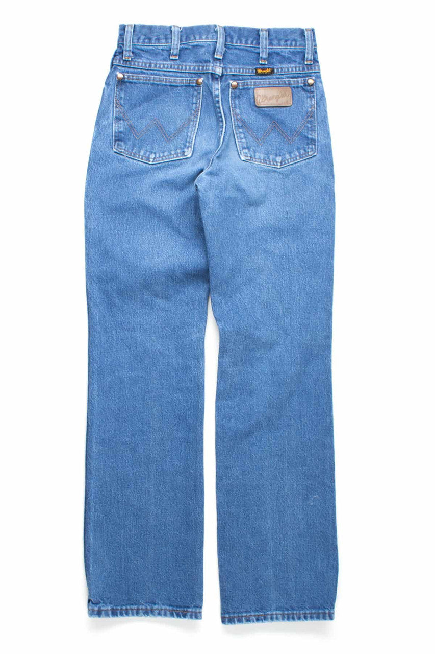 Extra Petite Wrangler Blue Jeans (sz. W26 L30)