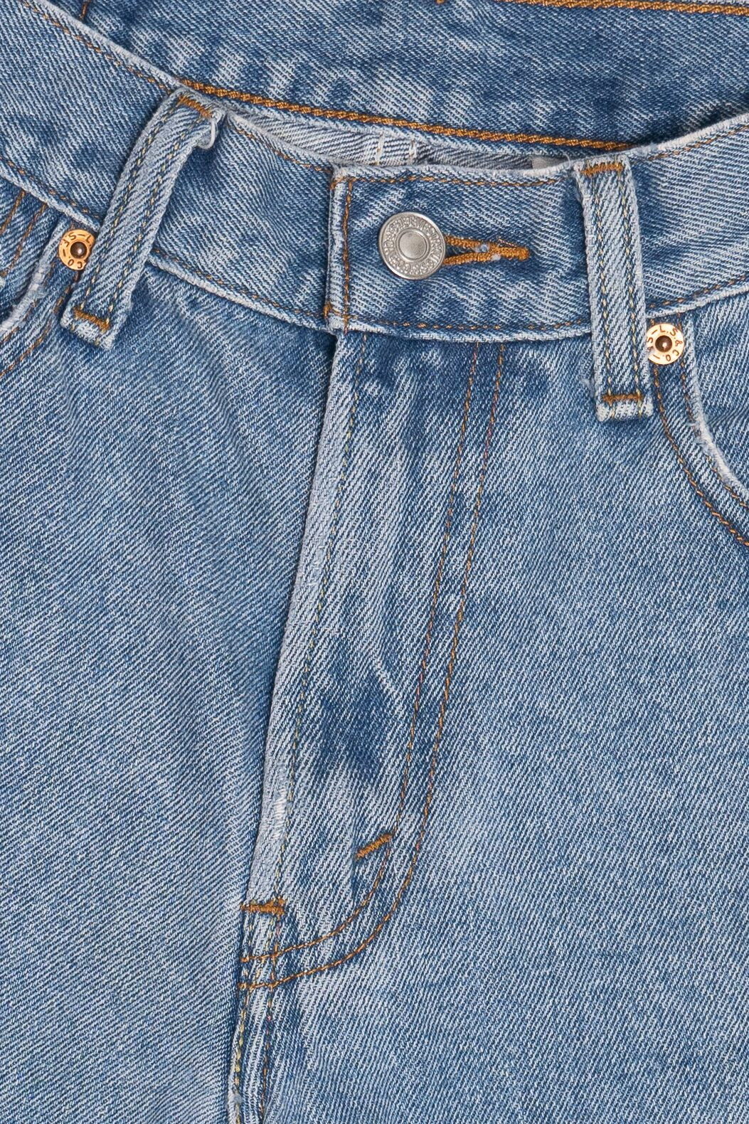 Vintage Levi's 550 Relaxed Fit Denim Jorts (2000s)