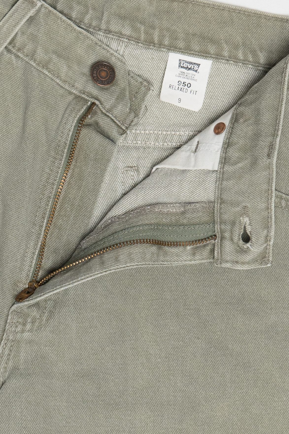 Vintage Levi's 950 Relaxed Fit Orange Tab Denim Jorts (1990s)