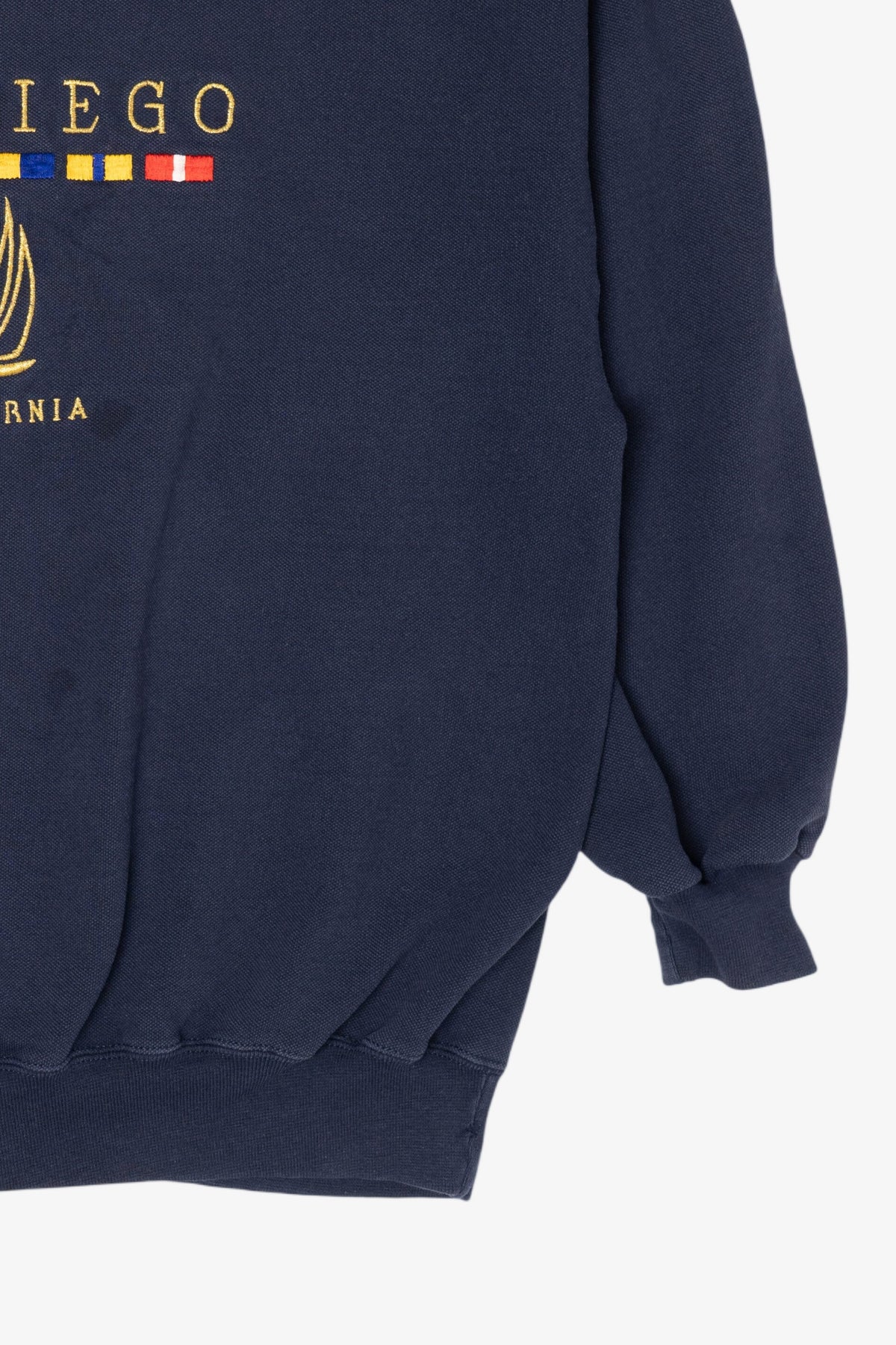 Vintage Navy Blue San Diego California Sweatshirt (1990s)