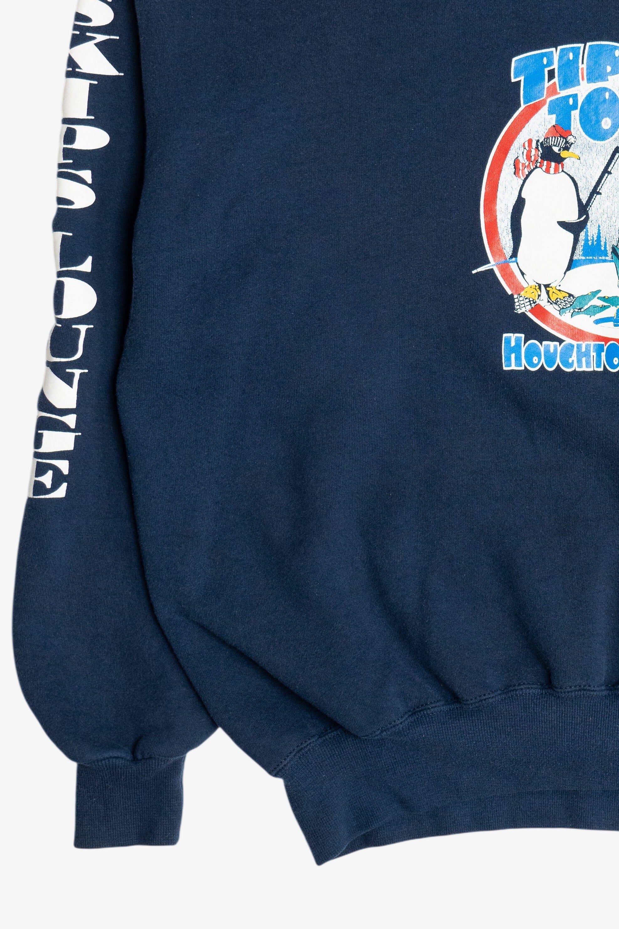 Vintage "Skips Lounge" "Houghton Lake, MI" "USA '98" Penguin Sweatshirt (1990s)