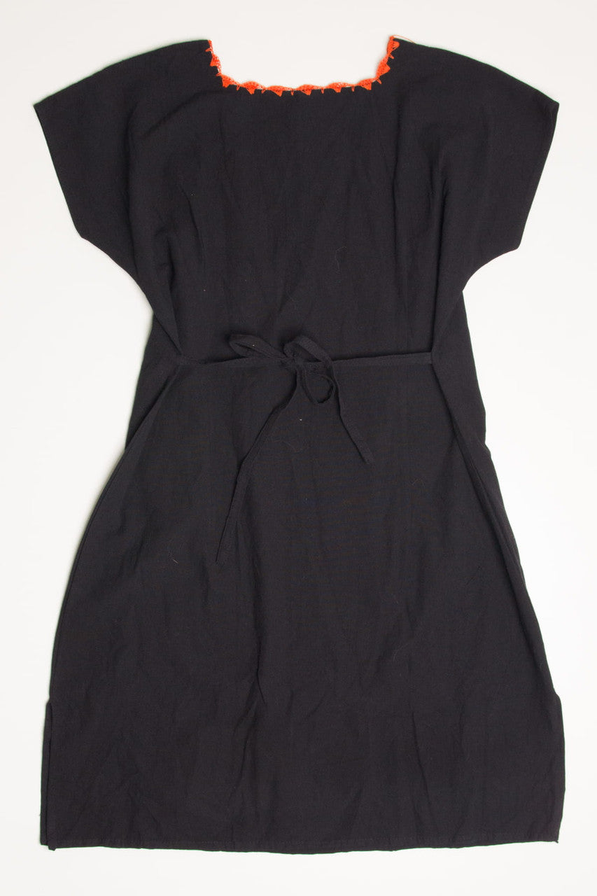 Vintage Floral Embroidered Tie Waist Dress