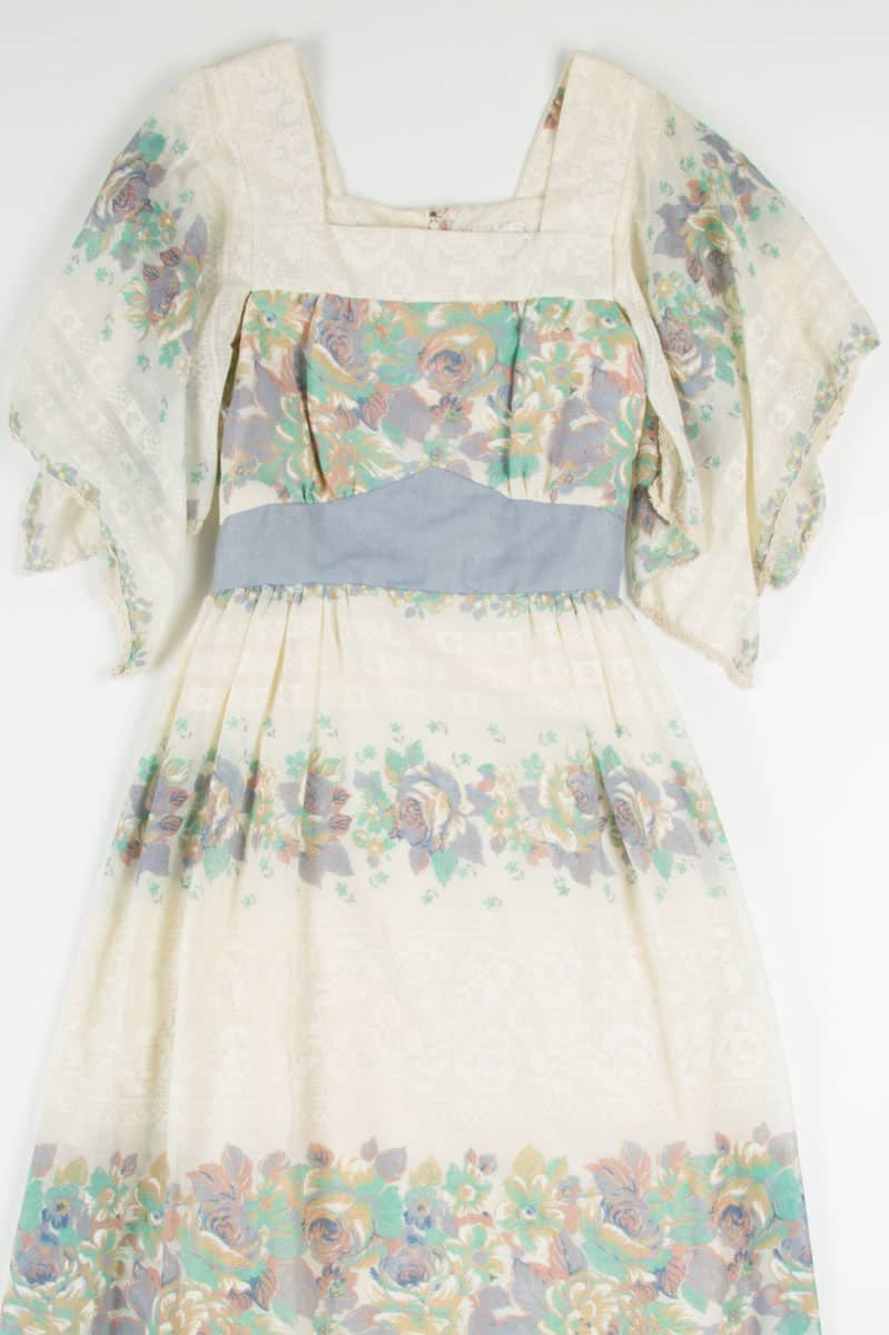 bohemian vintage dresses Vintage Bohemian Floral Dress – Ragstock