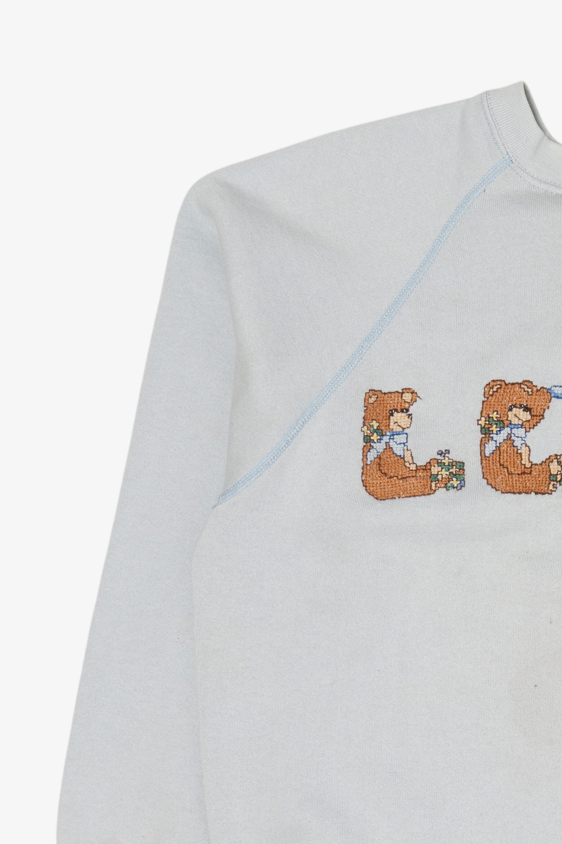 Vintage Embroidered "LOVE" Teddy bears Pixel Stitch Raglan Sweatshirt (1990s)