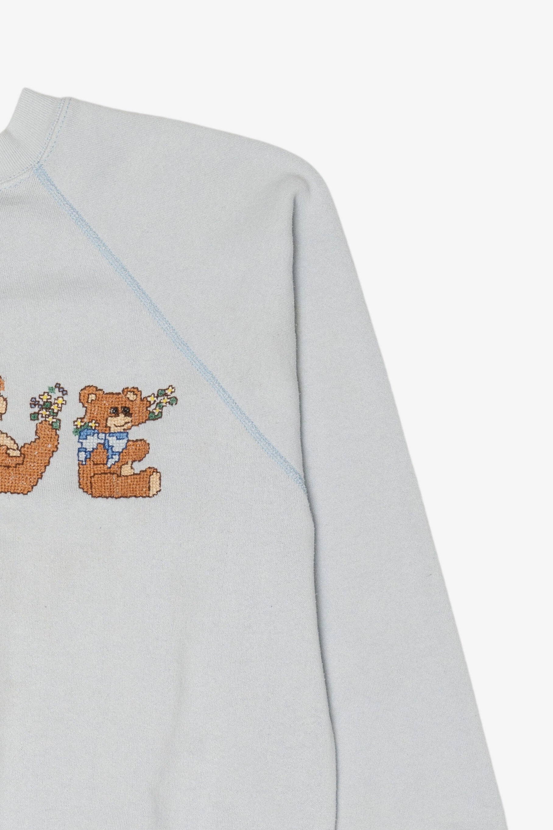 Vintage Embroidered "LOVE" Teddy bears Pixel Stitch Raglan Sweatshirt (1990s)