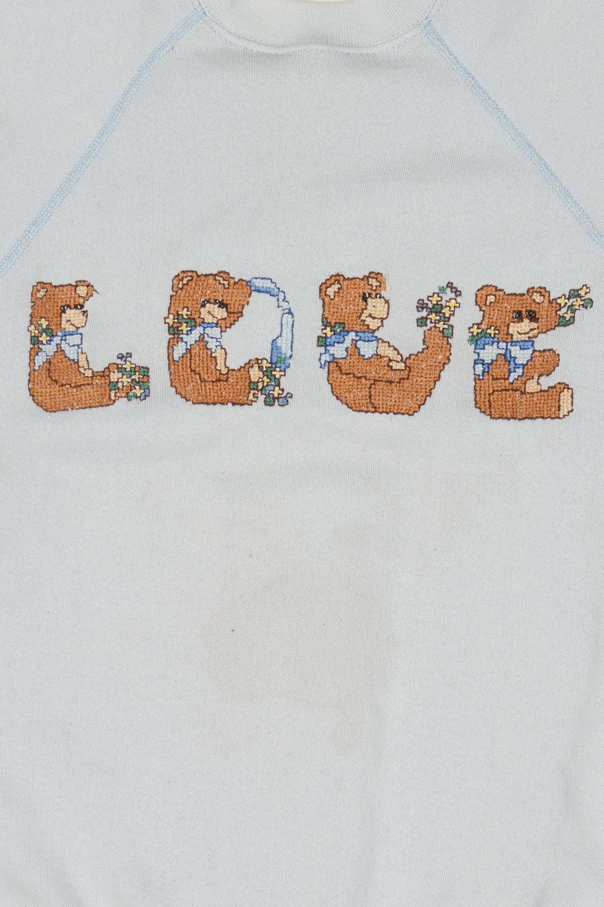 Vintage Embroidered "LOVE" Teddy bears Pixel Stitch Raglan Sweatshirt (1990s)