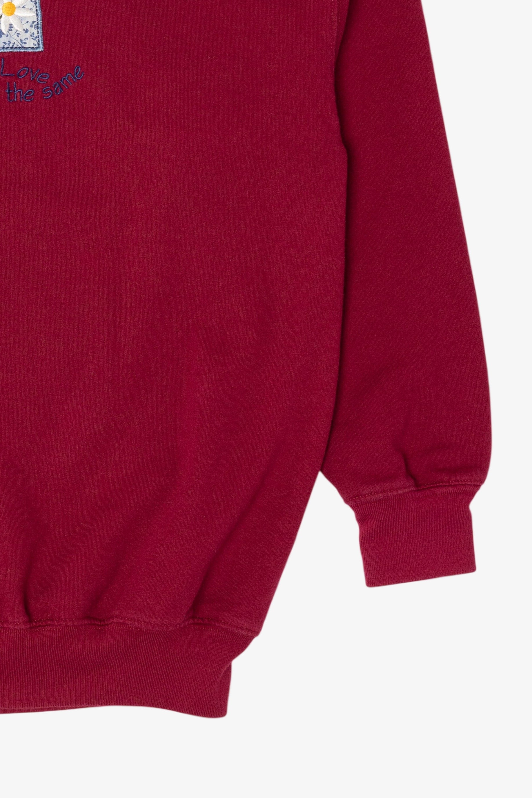 Vintage "Seasons Change But Grandma's Love Stays The Same" Embroidered Sweatshirt (1990s)