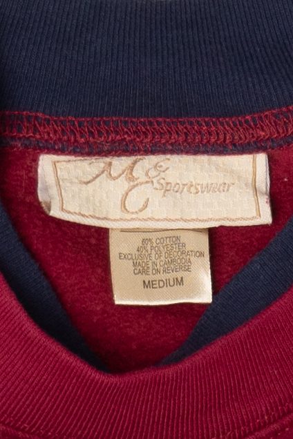 Vintage "Seasons Change But Grandma's Love Stays The Same" Embroidered Sweatshirt (1990s)