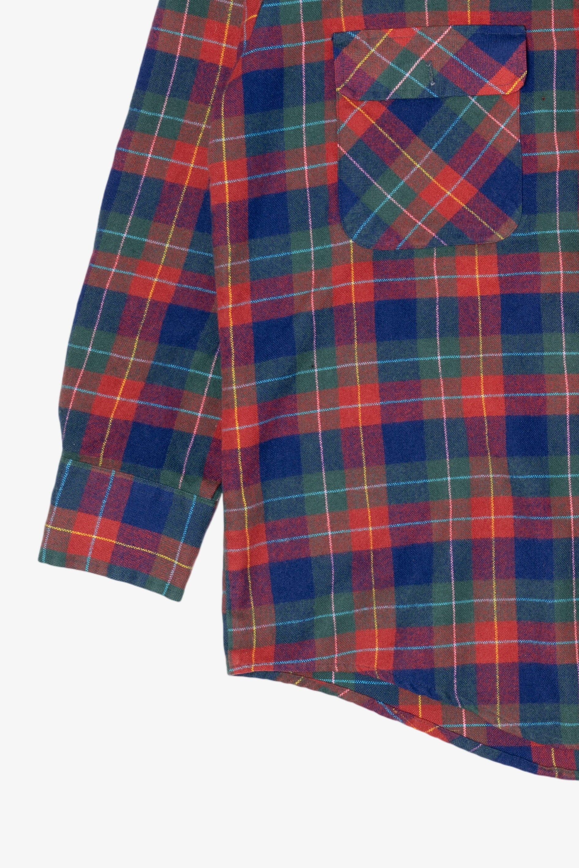 Vintage Red And Navy Blue St. John's Bay Flannel Button Up Shirt (1990s)