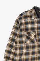Vintage Plaid Northwest Territory Flannel Button Up Shirt (1990s)