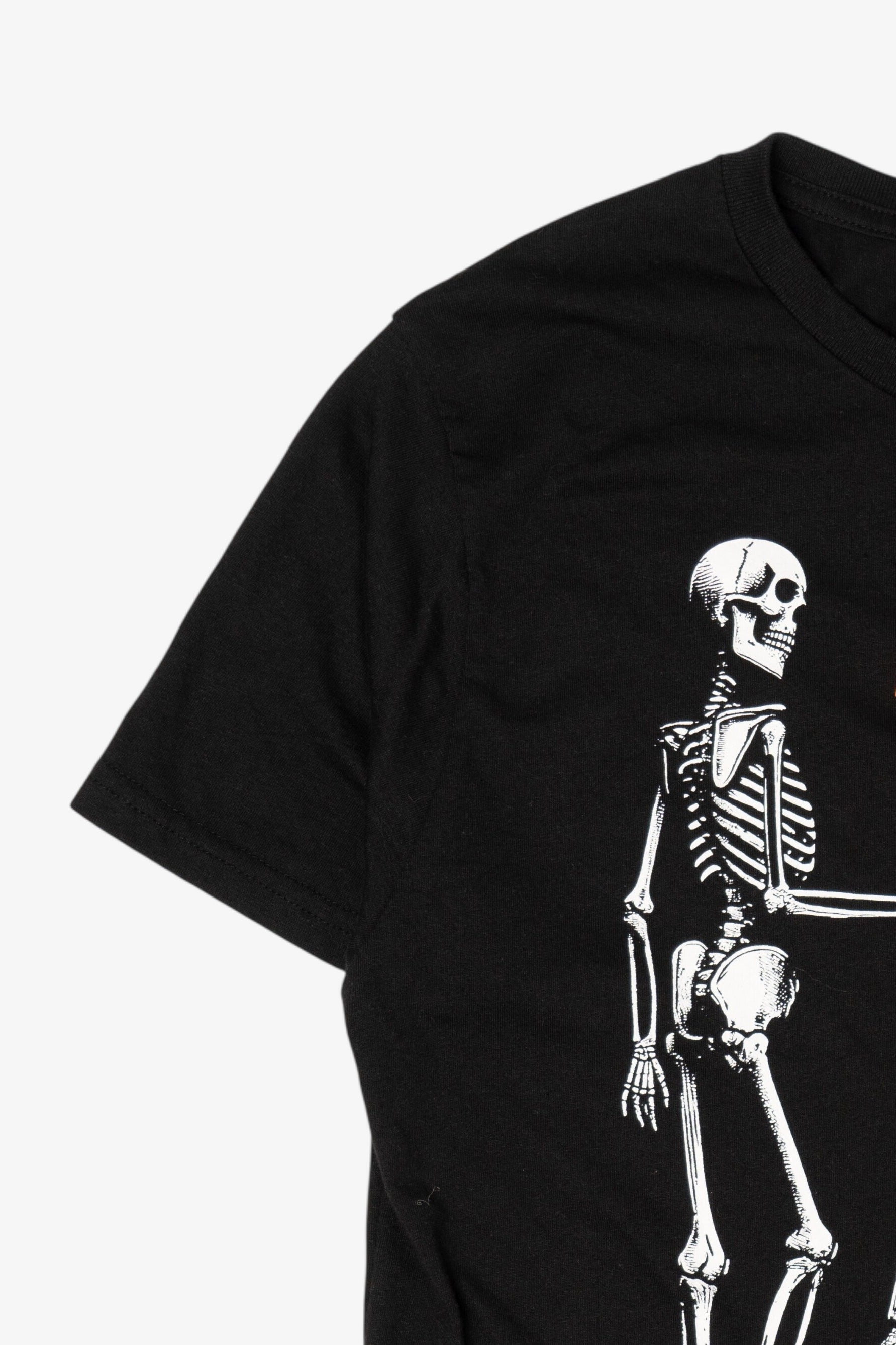 Skeletons "I Got Your Back" Funny Halloween T-Shirt