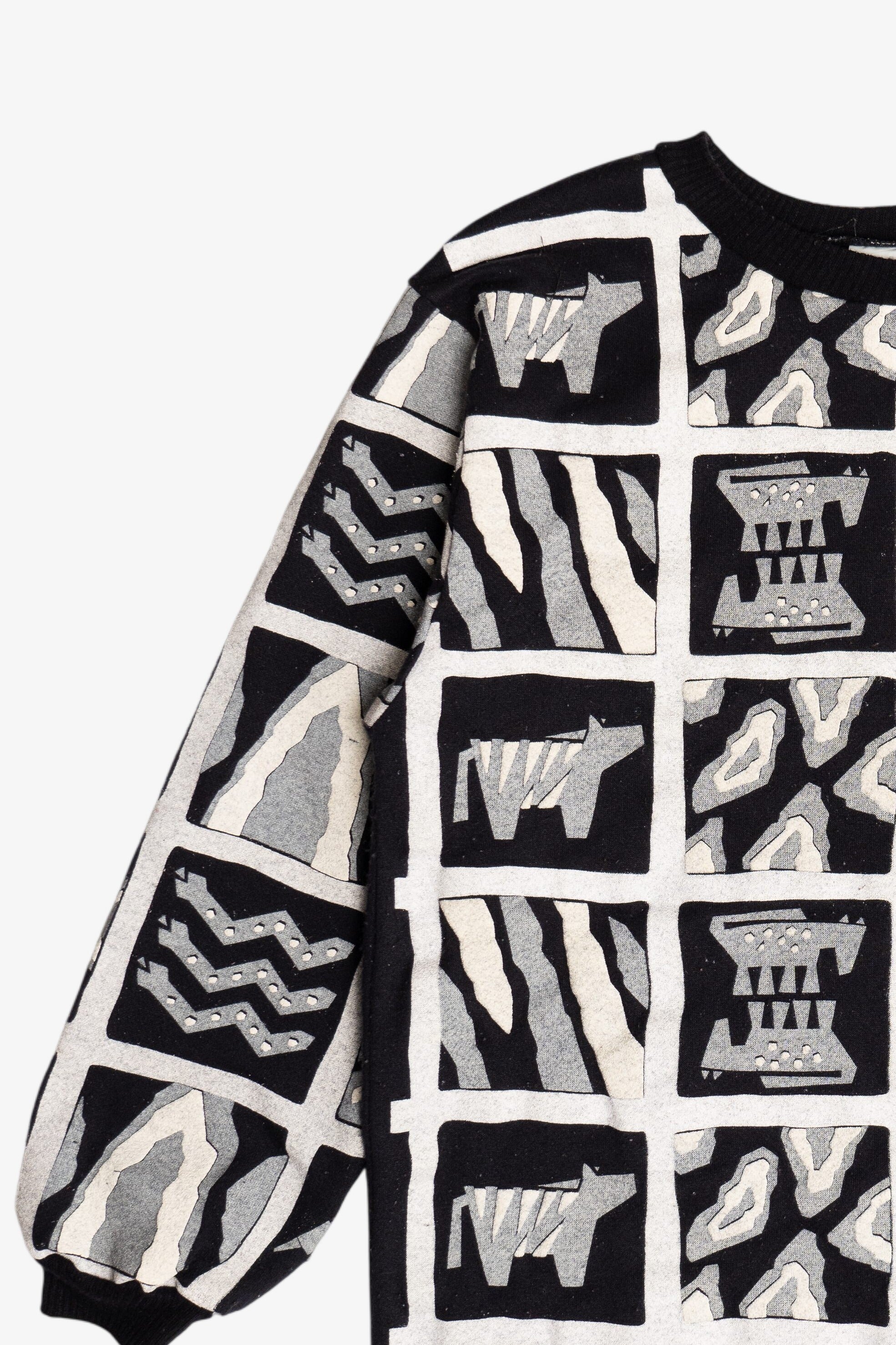 Vintage Scarab San Francisco Embossed Print Long Sweatshirt (1980s)